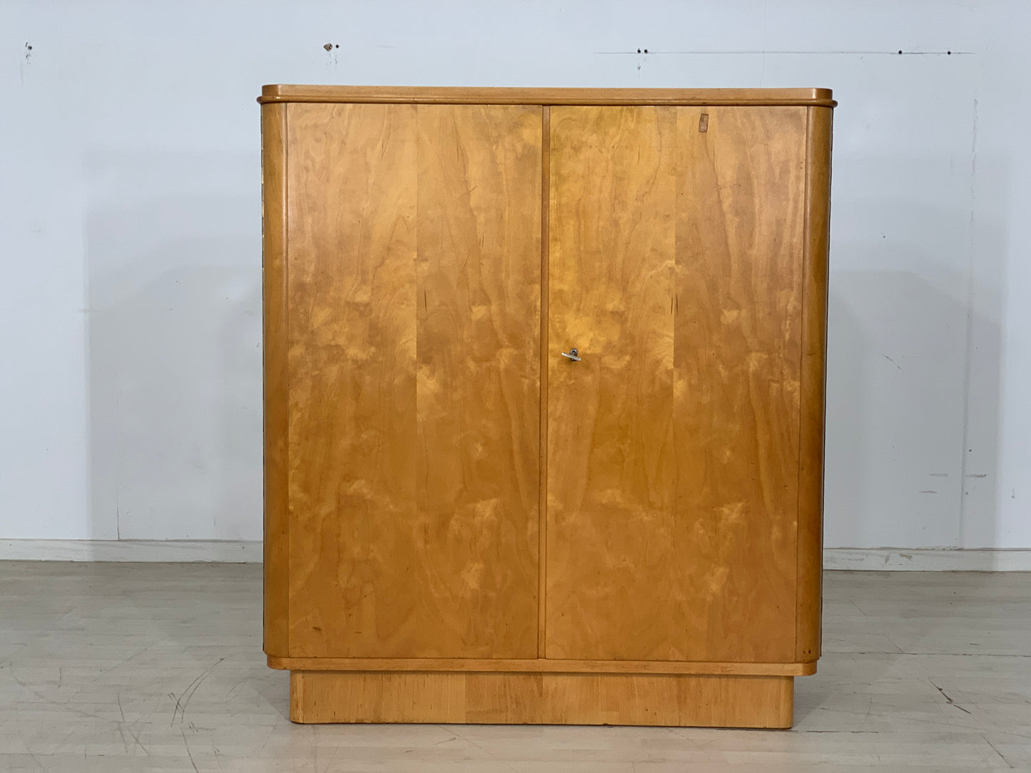 Mid Century Wäscheschrank Schrank Kleiderschrank Wardrobe Vintage