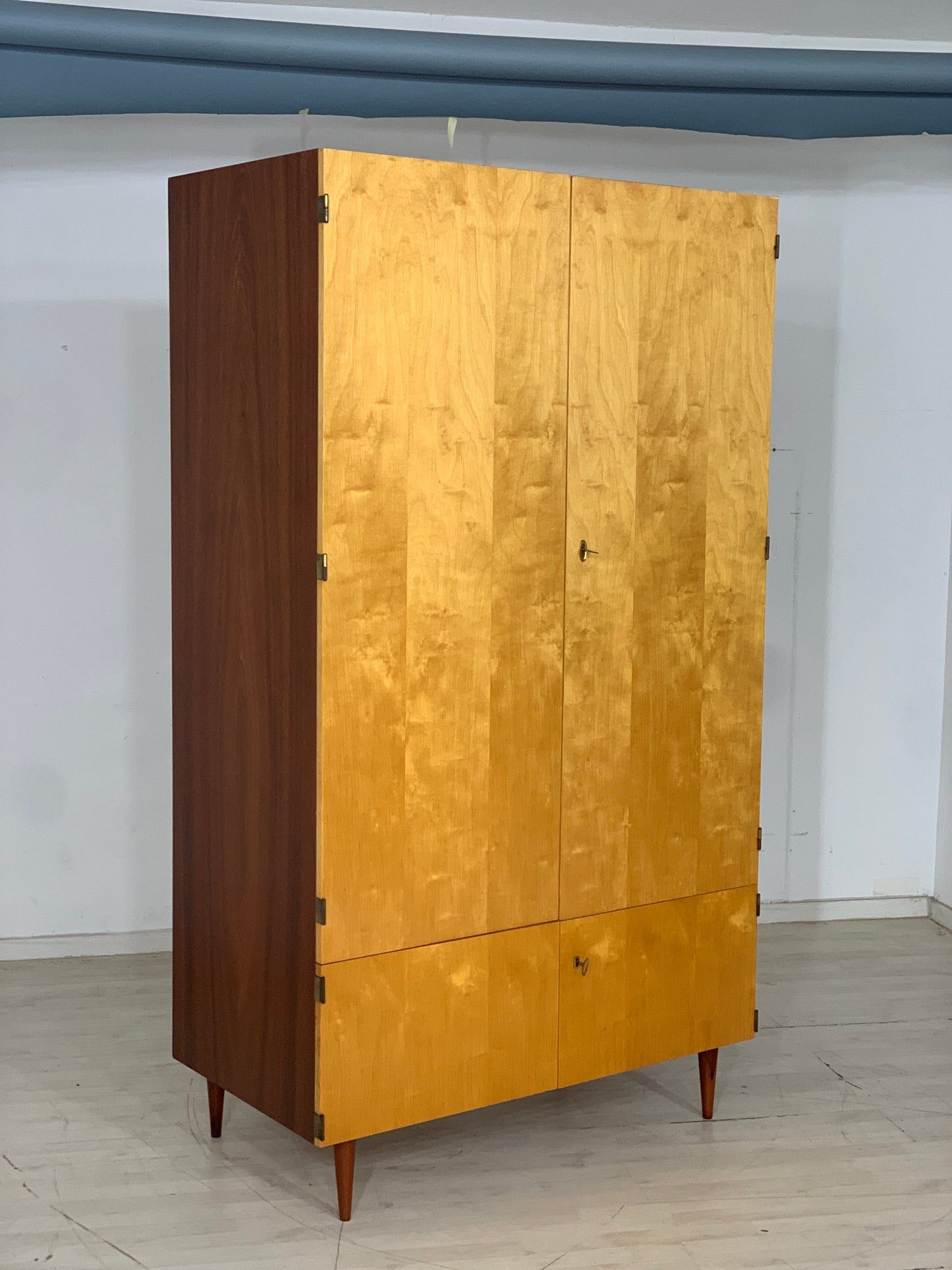 Mid Century Kleiderschrank Schrank Wardrobe Vintage