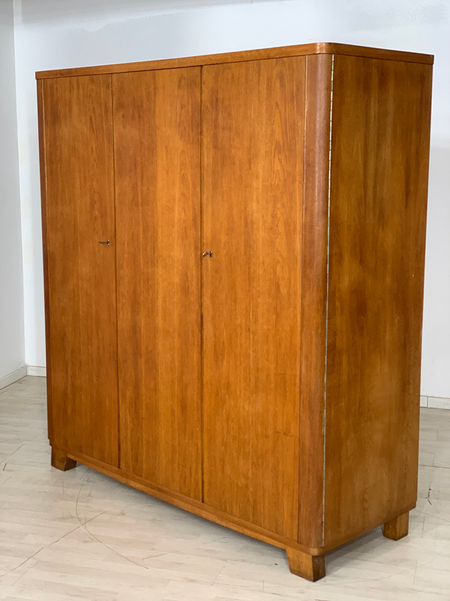 Mid Century Kleiderschrank Schrank Wardrobe Vintage