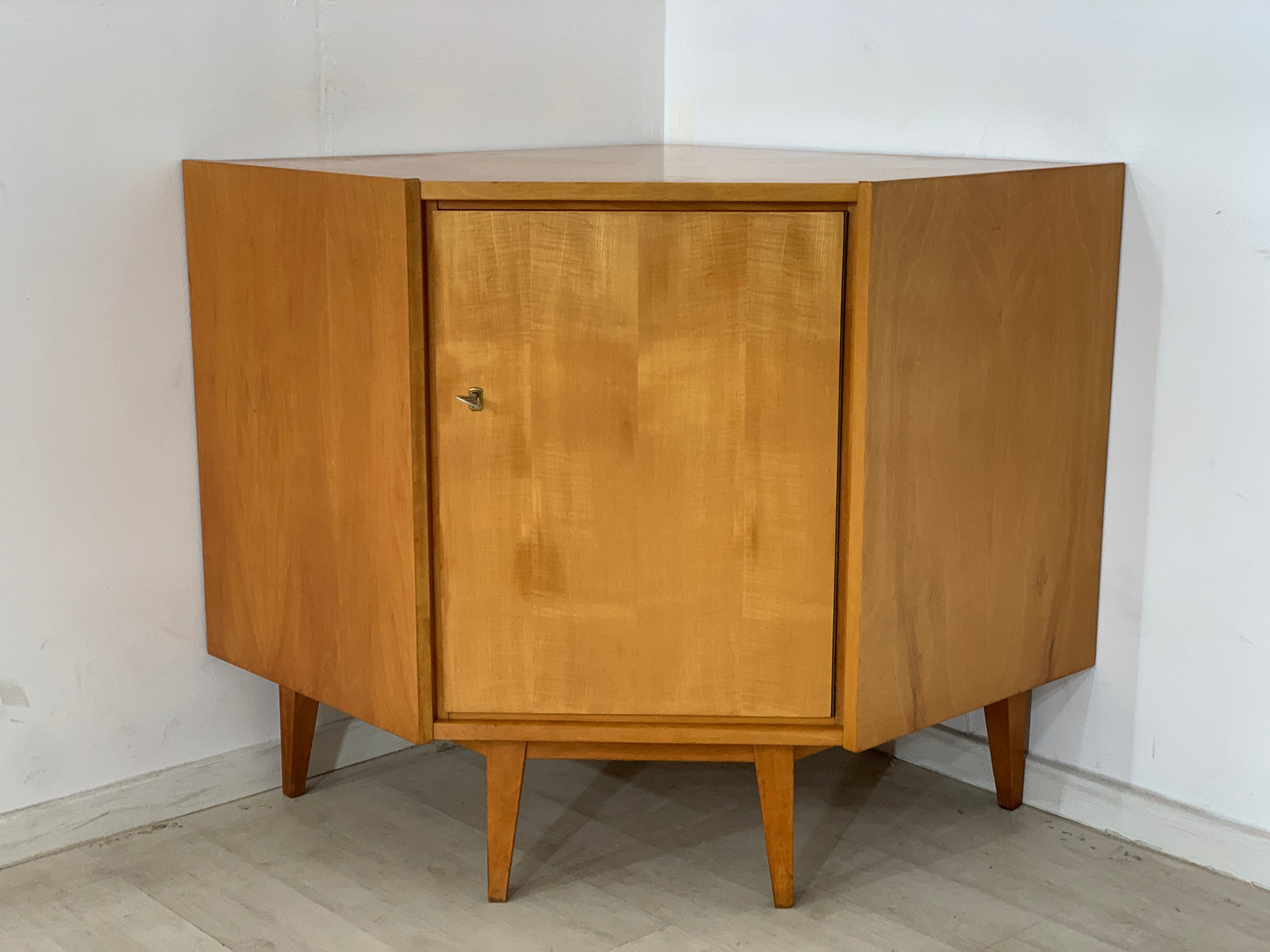 Mid Century Eckschrank Schrank Kommode Vintage