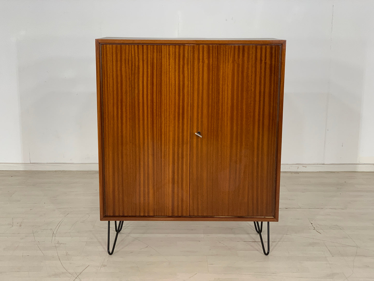 Mid Century Kommode Schrank Wäscheschrank Flurschrank Vintage