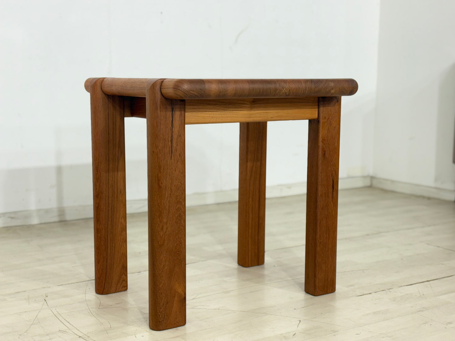 Dyrlund Couchtisch – Dänisches Design Wohnzimmertisch – Teak massiv – Mid-Century Vintage