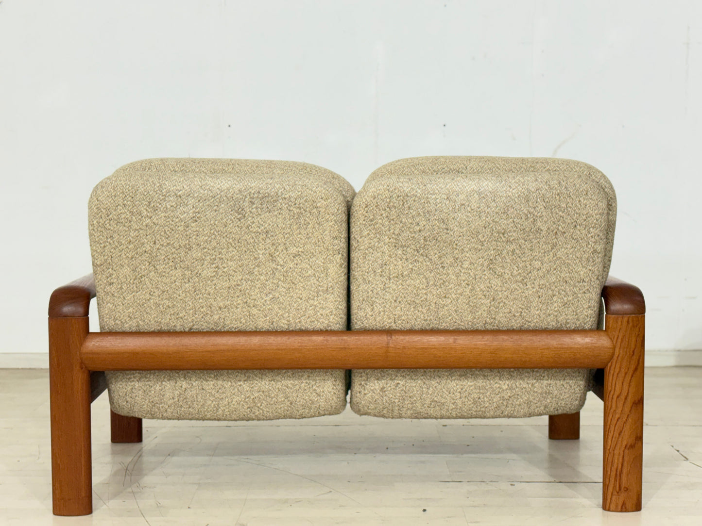 Mid-Century Dyrlund Teak-Sofa | Massivholz 2-Sitzer Couch| Designklassiker