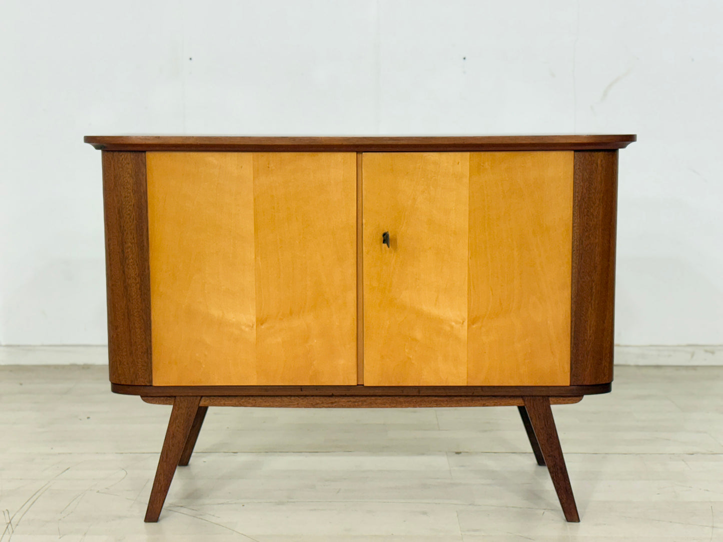 Mid-Century Kommode / Sideboard / Vintage Barschrank – 60er Jahre