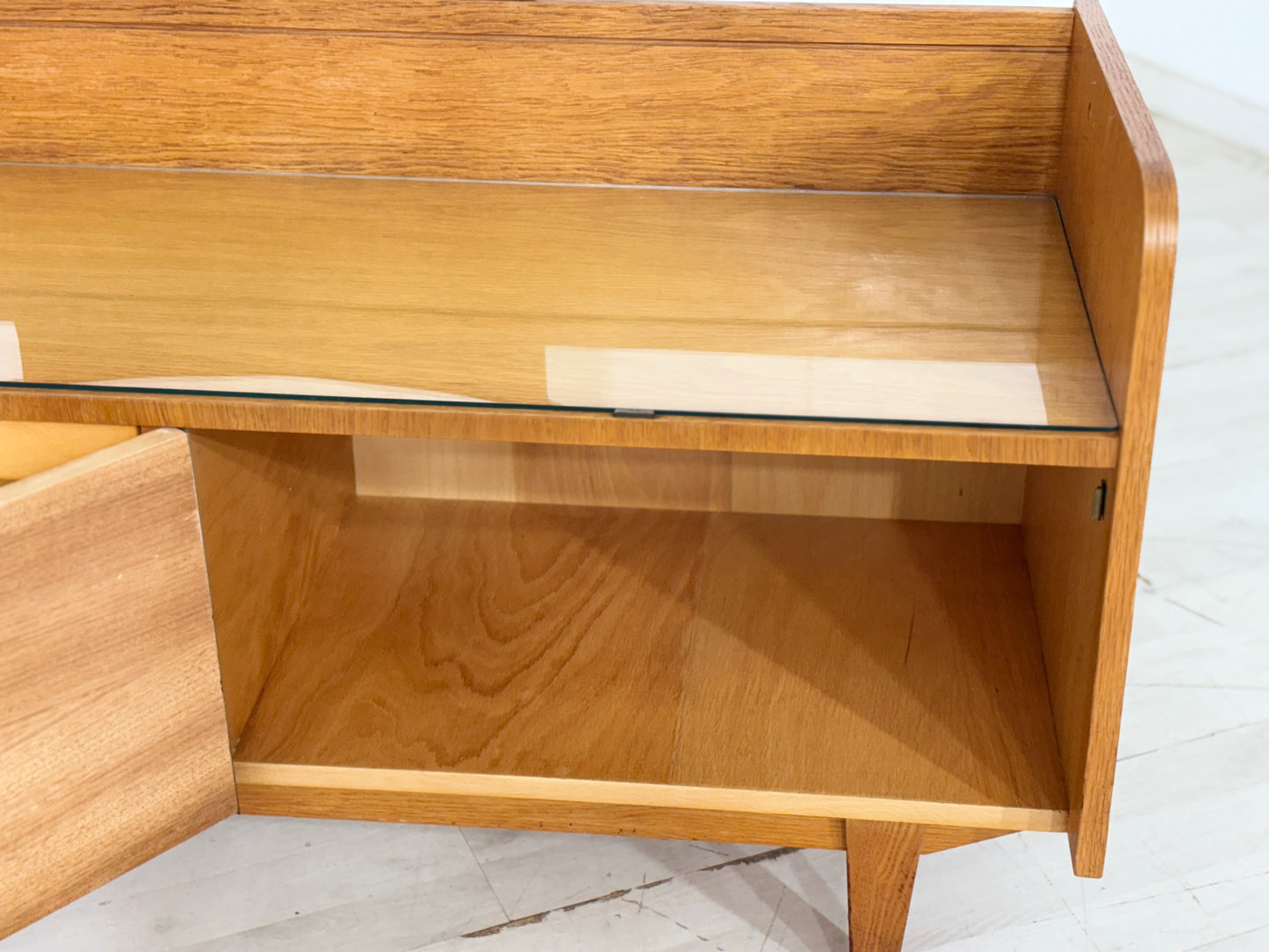 Vintage Kommode / Sideboard / Frisierkommode / Flurschrank / Schlafzimmerschrank