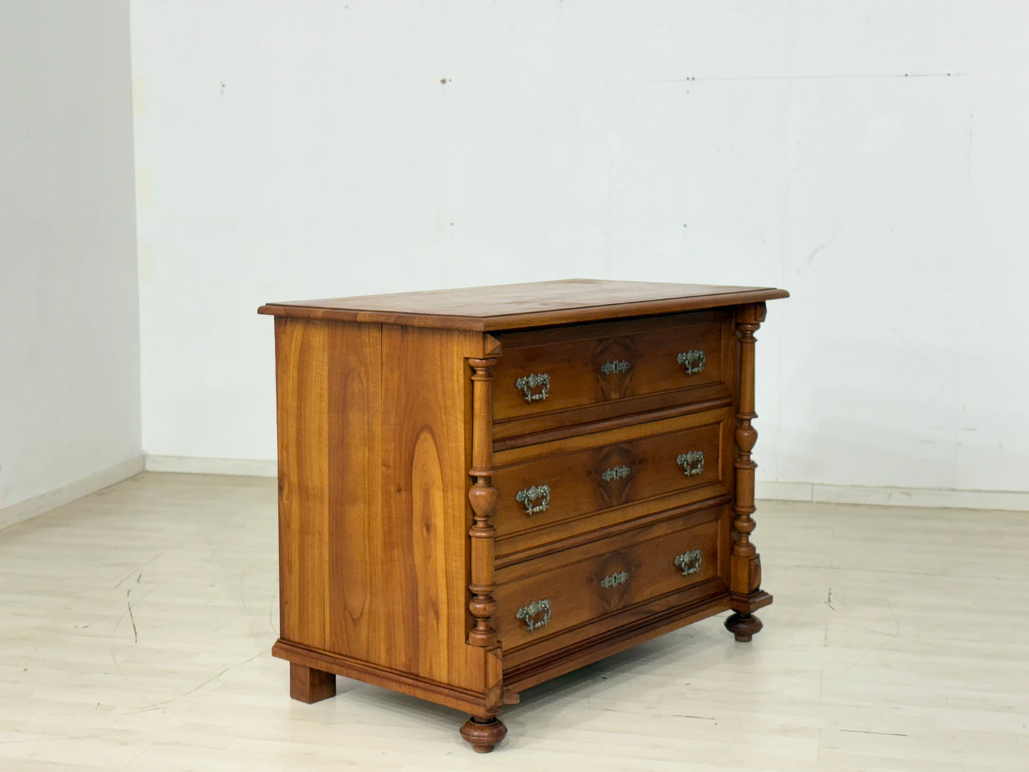 Antike Kommode / Waschkommode um 1880 – Gründerzeit