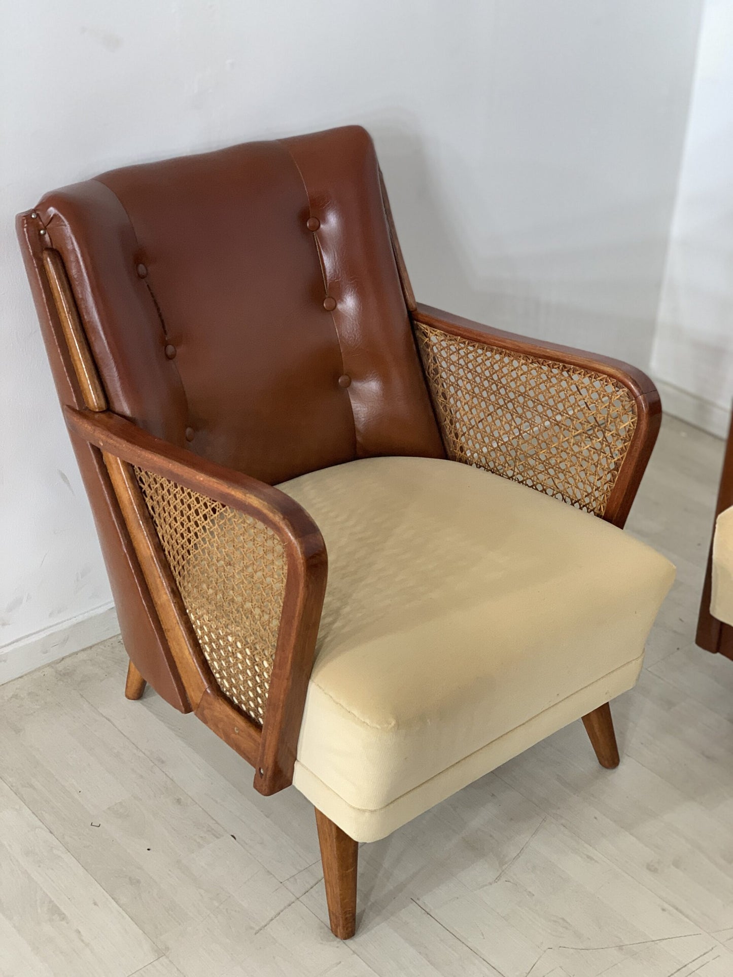 MID CENTURY SOFA SET