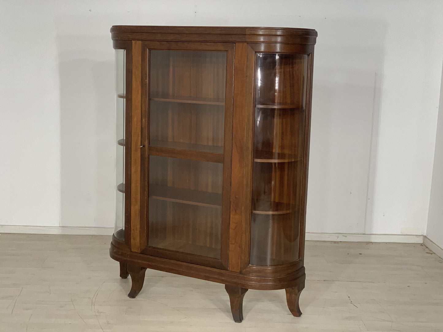 ART NOUVEAU SHOWCASE CABINET SIDEBOARD COMPARTMENT CABINET SHELF AROUND 1920