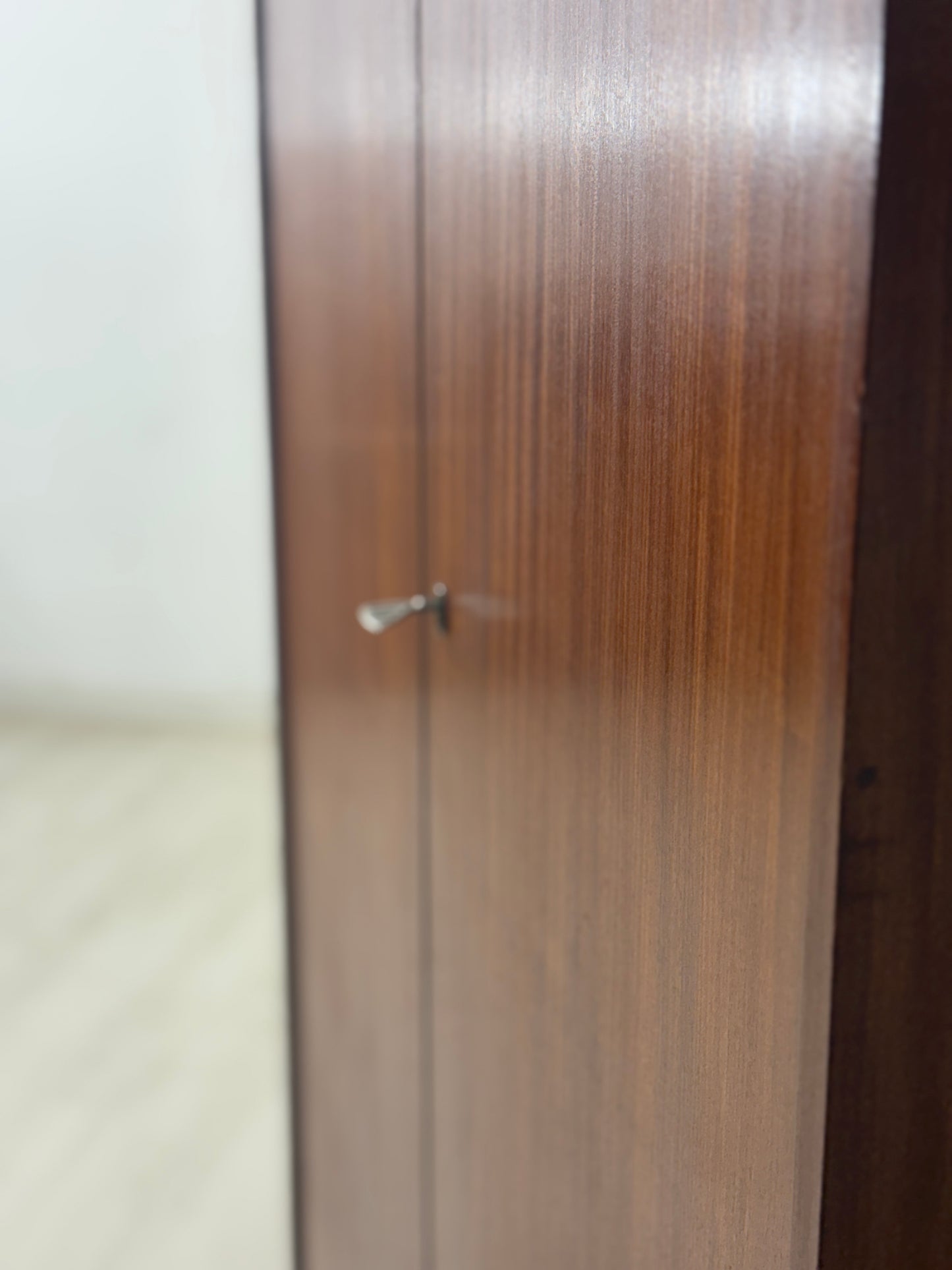 Mid Century Wäscheschrank Kleiderschrank Wardrobe Vintage