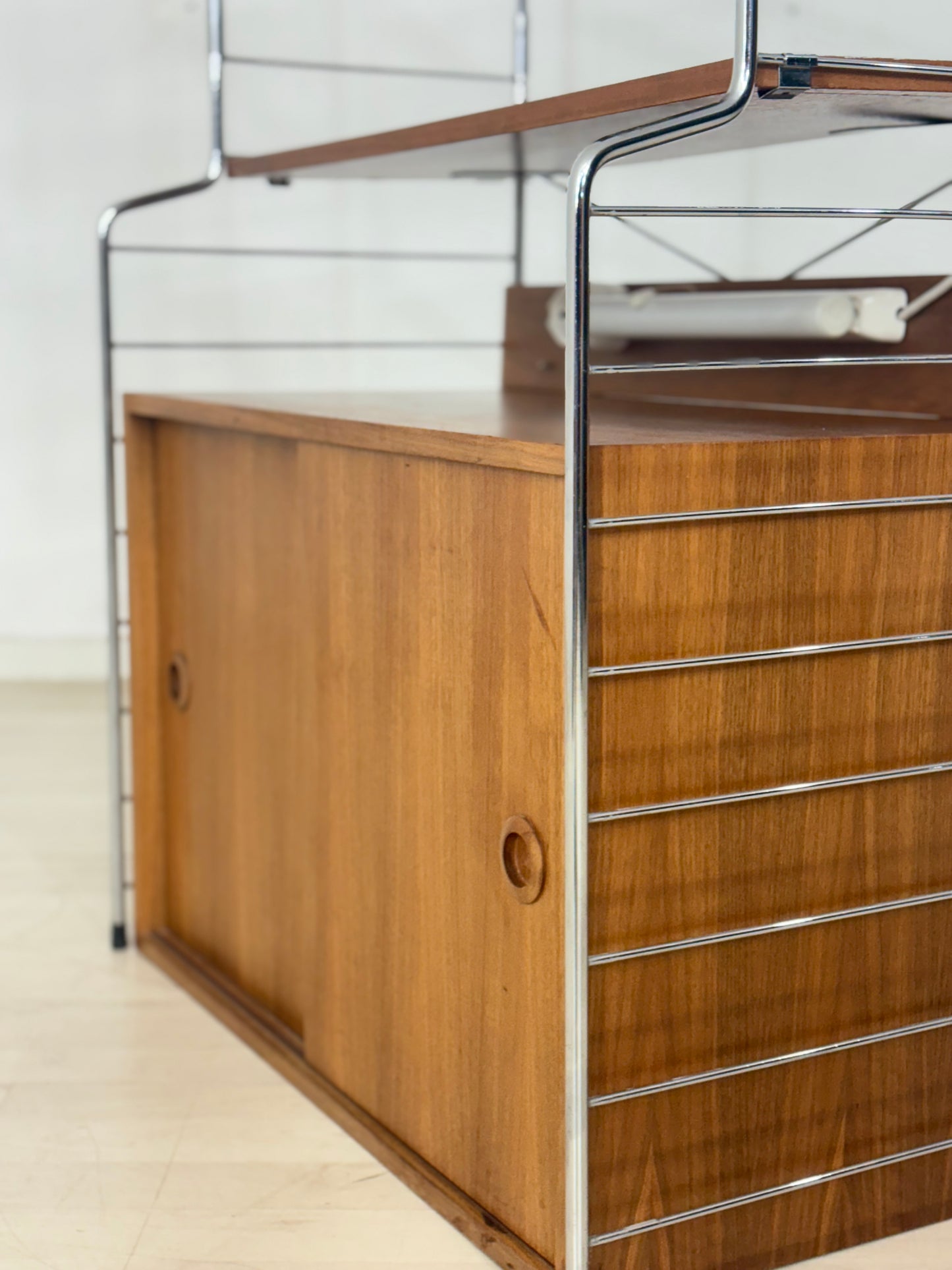 Teak Bücherregal "String Continental" Nils Strinning - Mid-Century Wandregal - 60er Jahre