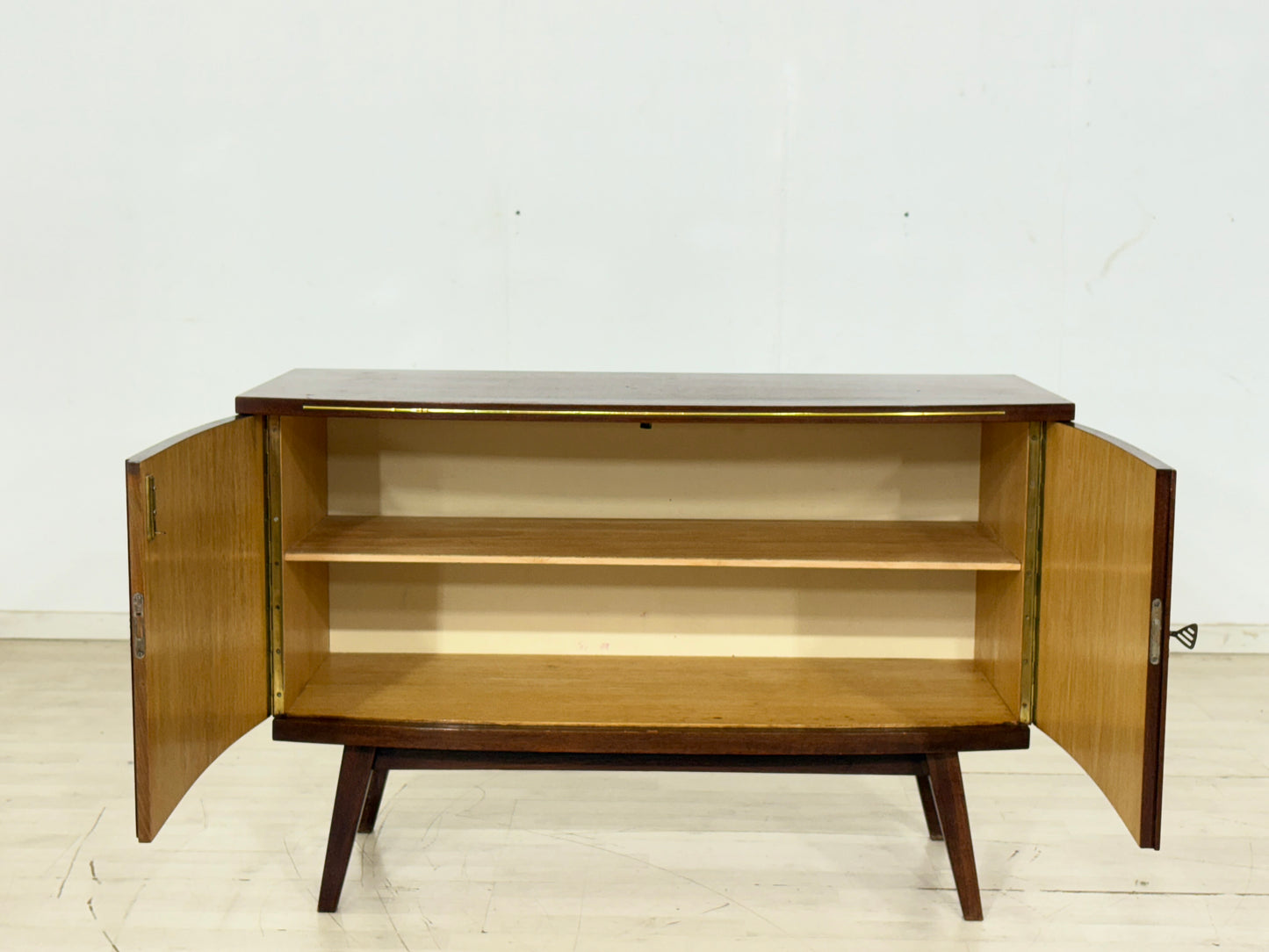 Mid-Century Vintage Kommode / Wohnzimmerschrank / 60er Jahre Anrichte