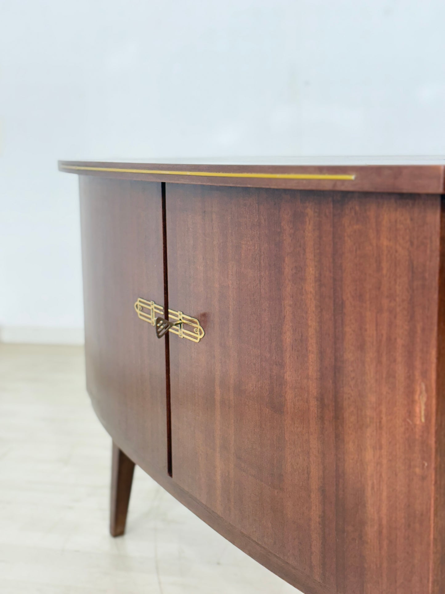 Mid-Century Vintage Kommode / Wohnzimmerschrank / 60er Jahre Anrichte