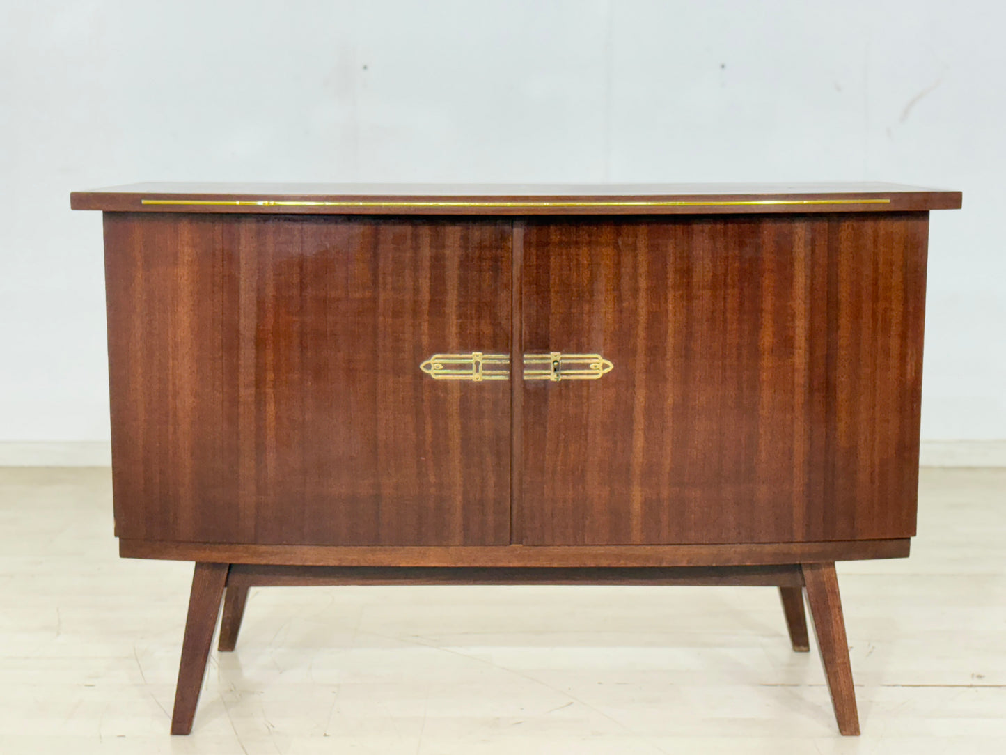 Mid-Century Vintage Kommode / Wohnzimmerschrank / 60er Jahre Anrichte