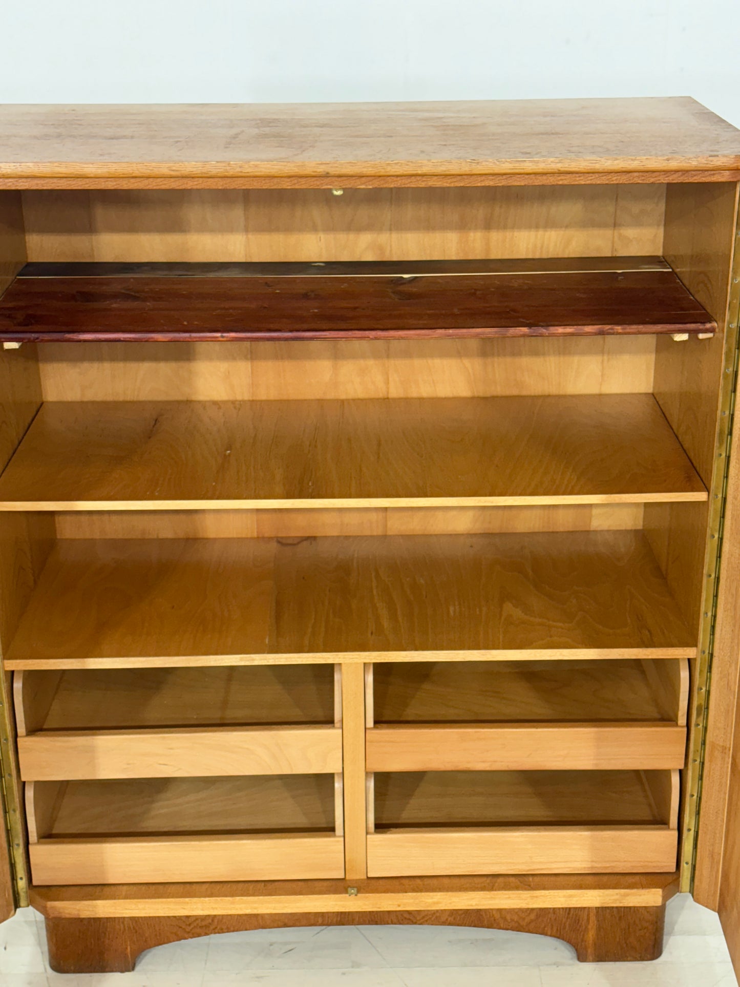 Vintage Wäscheschrank / Mid-Century Kleiderschrank / 60er Jahre Schrank