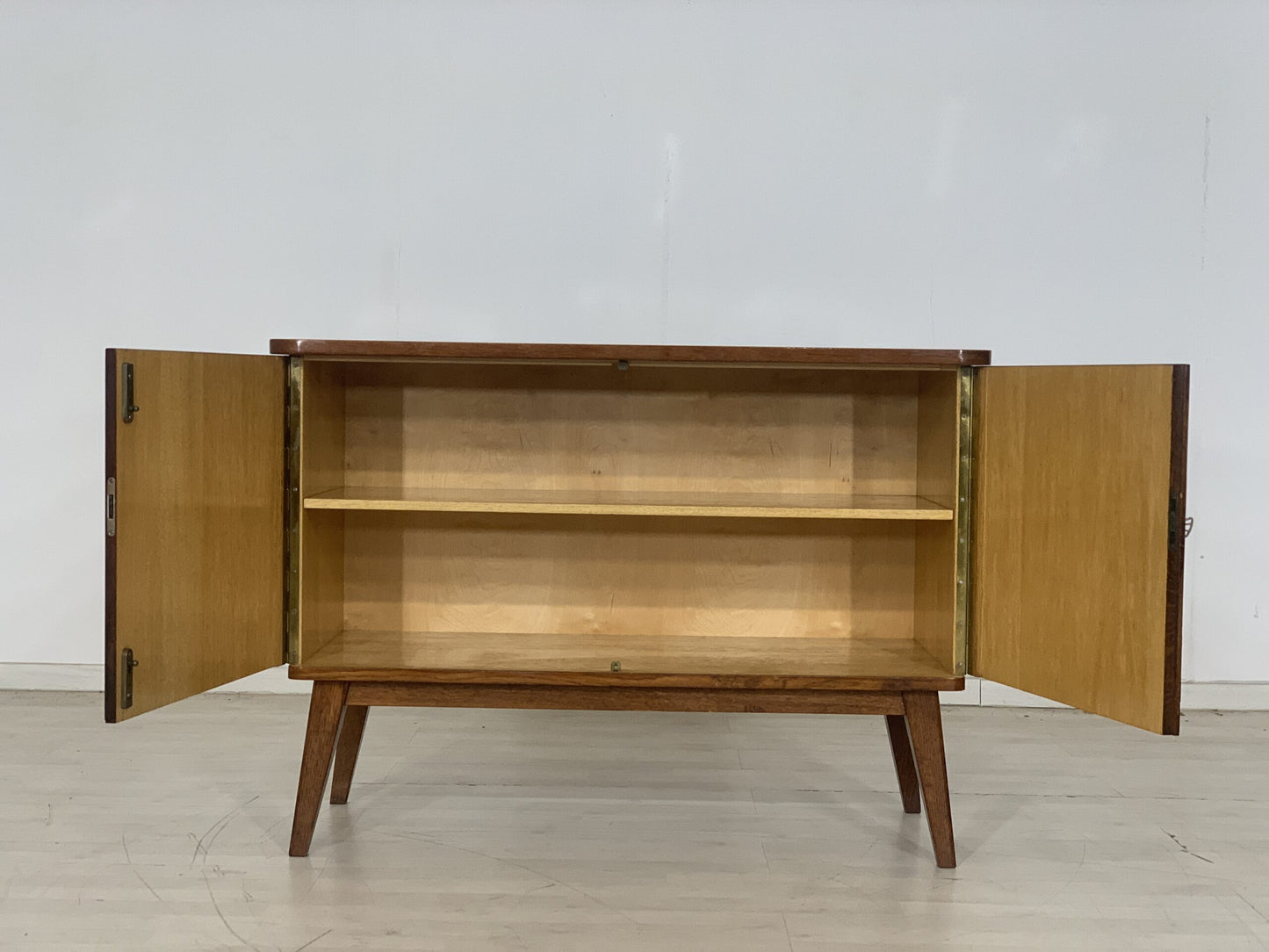 Buffet du milieu du siècle, commode, placard de salle à manger, placard de salon, vintage