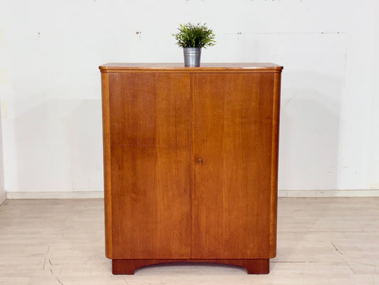 Vintage Wäscheschrank / Mid-Century Kleiderschrank / 60er Jahre Schrank