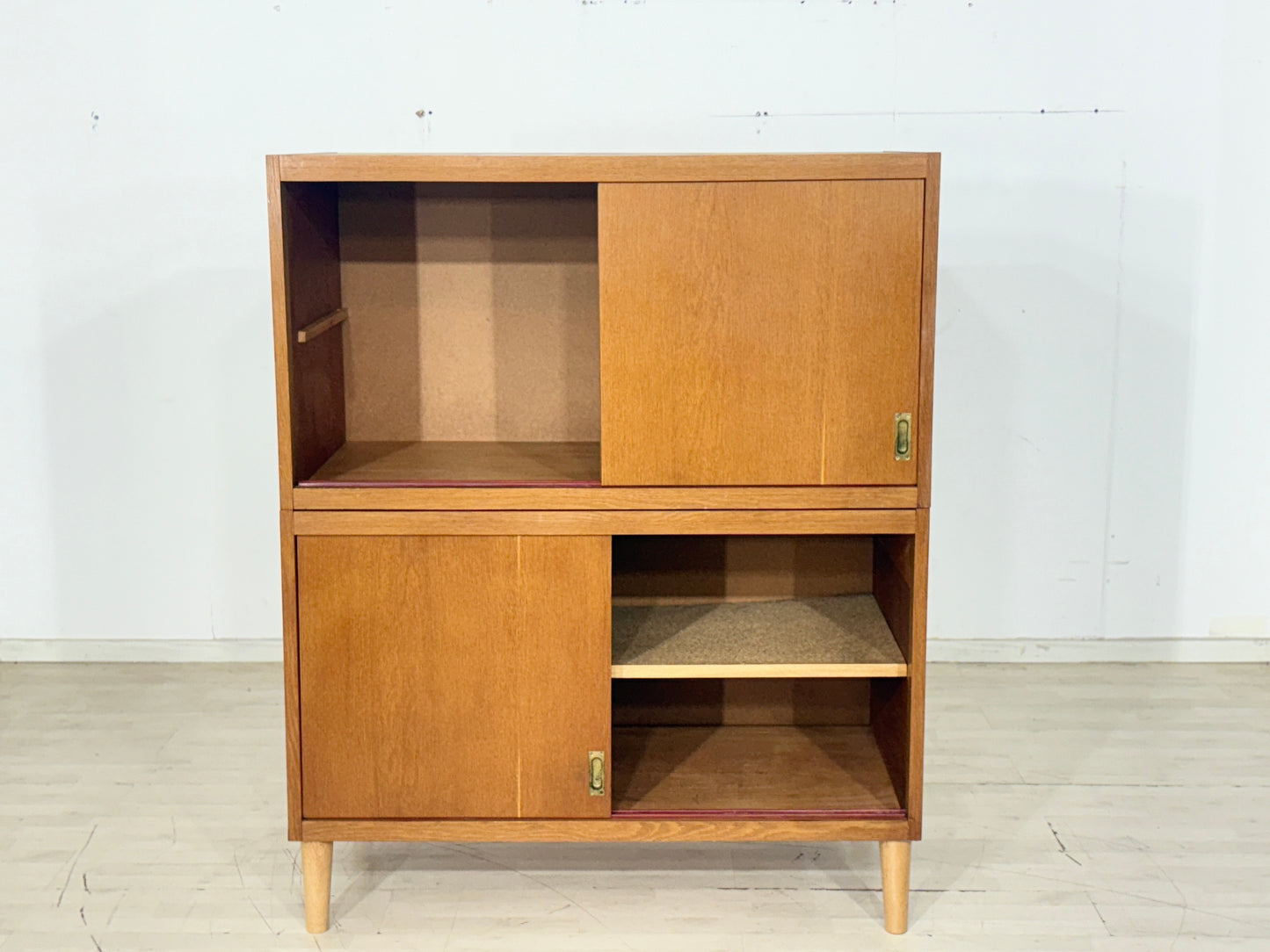 Mid-Century Fächerschrank / Vintage Highboard / Wohnzimmerschrank