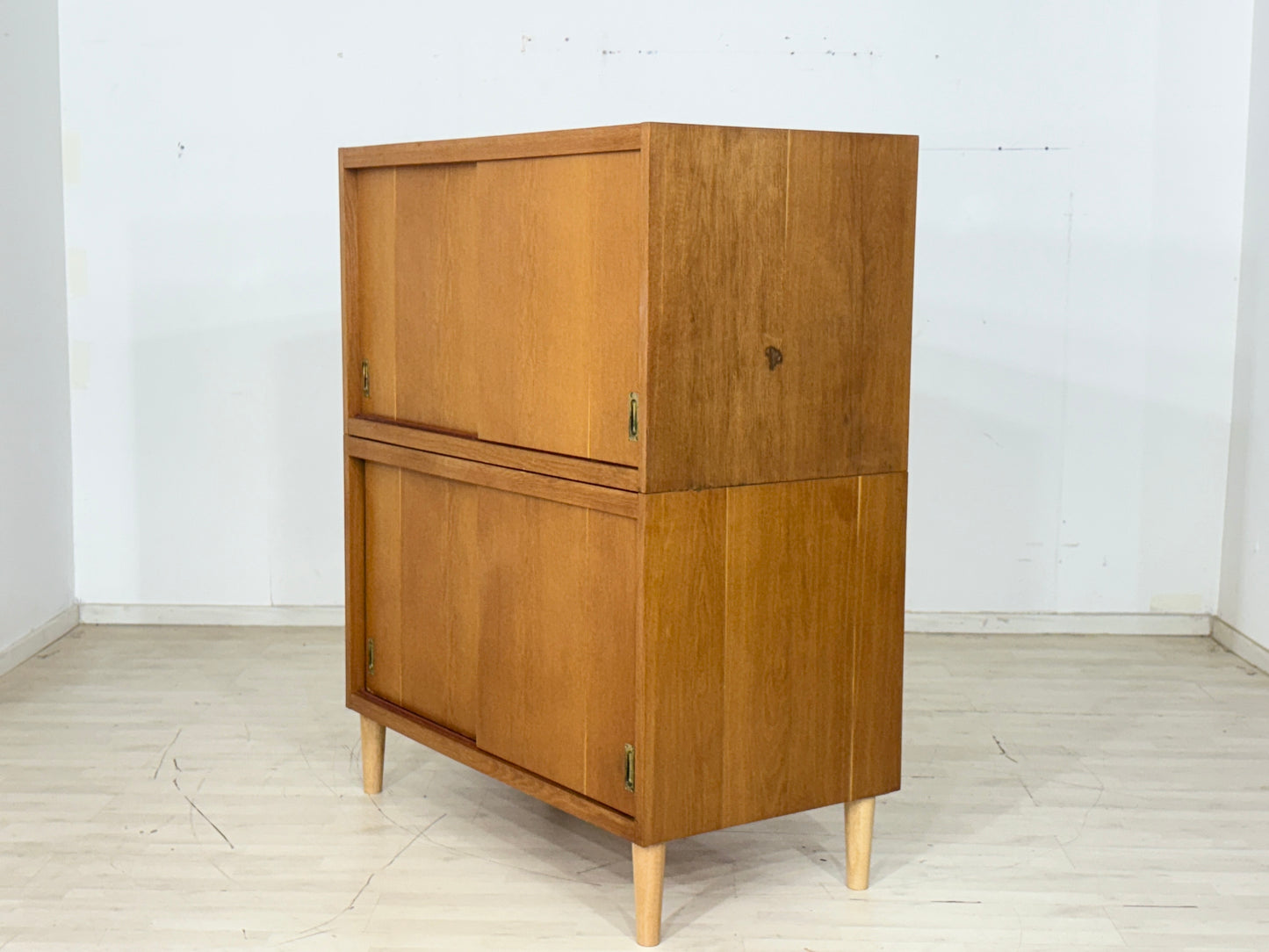 Mid-Century Fächerschrank / Vintage Highboard / Wohnzimmerschrank