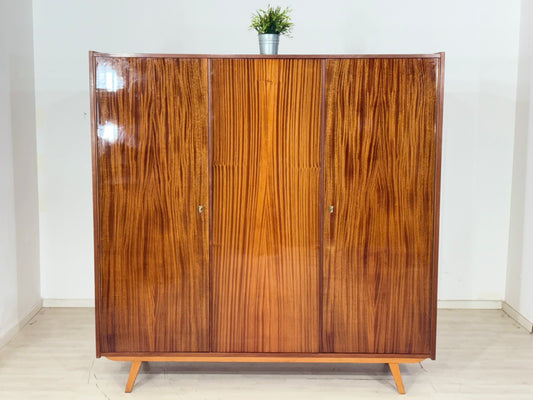60er Jahre Wäscheschrank / Kleiderschrank / Vintage Schrank / Mid-Century Garderobenschrank