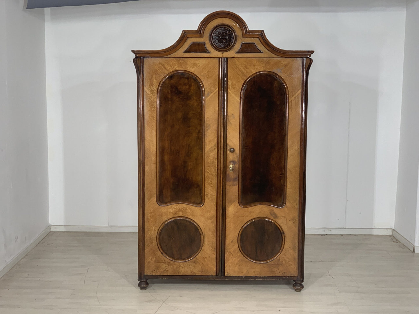 LOUIS PHILIPPE WARDROBE LINEN CABINET CABINET ANTIQUE AROUND 1880