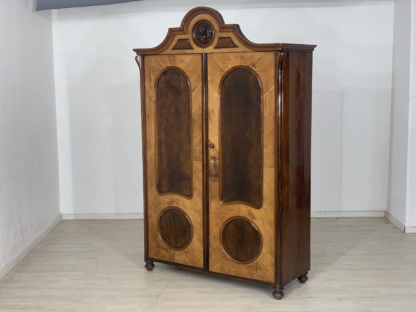 LOUIS PHILIPPE KLEIDERSCHRANK WÄSCHESCHRANK SCHRANK ANTIK UM 1880