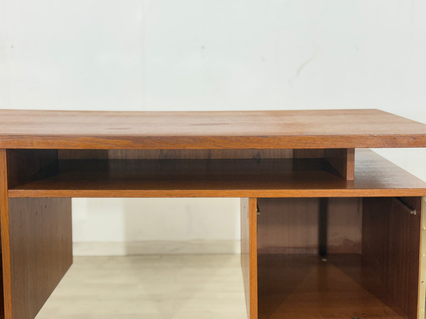 60ER JAHRE TEAK SCHREIBTISCH BÜROTISCH HOLZ TISCH VINTAGE DESK