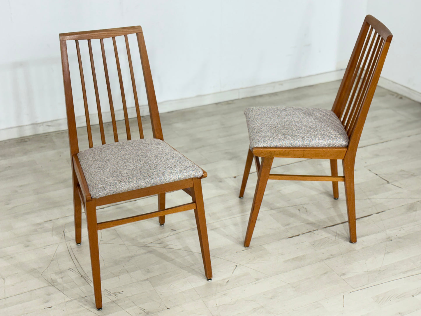Hellerau Esszimmerstühle / 2er Set Vintage Stühle – 60er Jahre