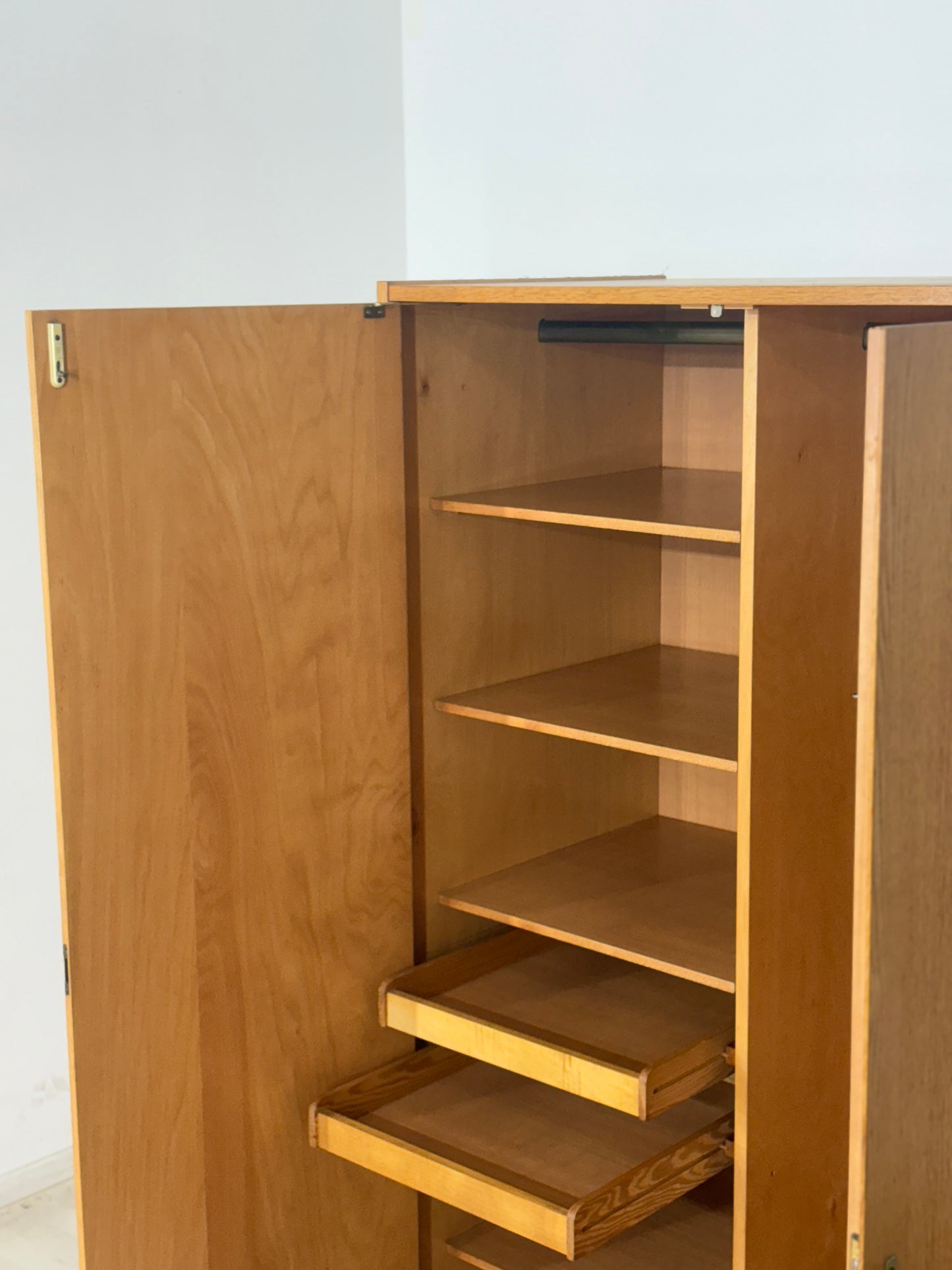 Mid Century Kleiderschrank Holz Schrank Schlafzimmerschrank Vintage