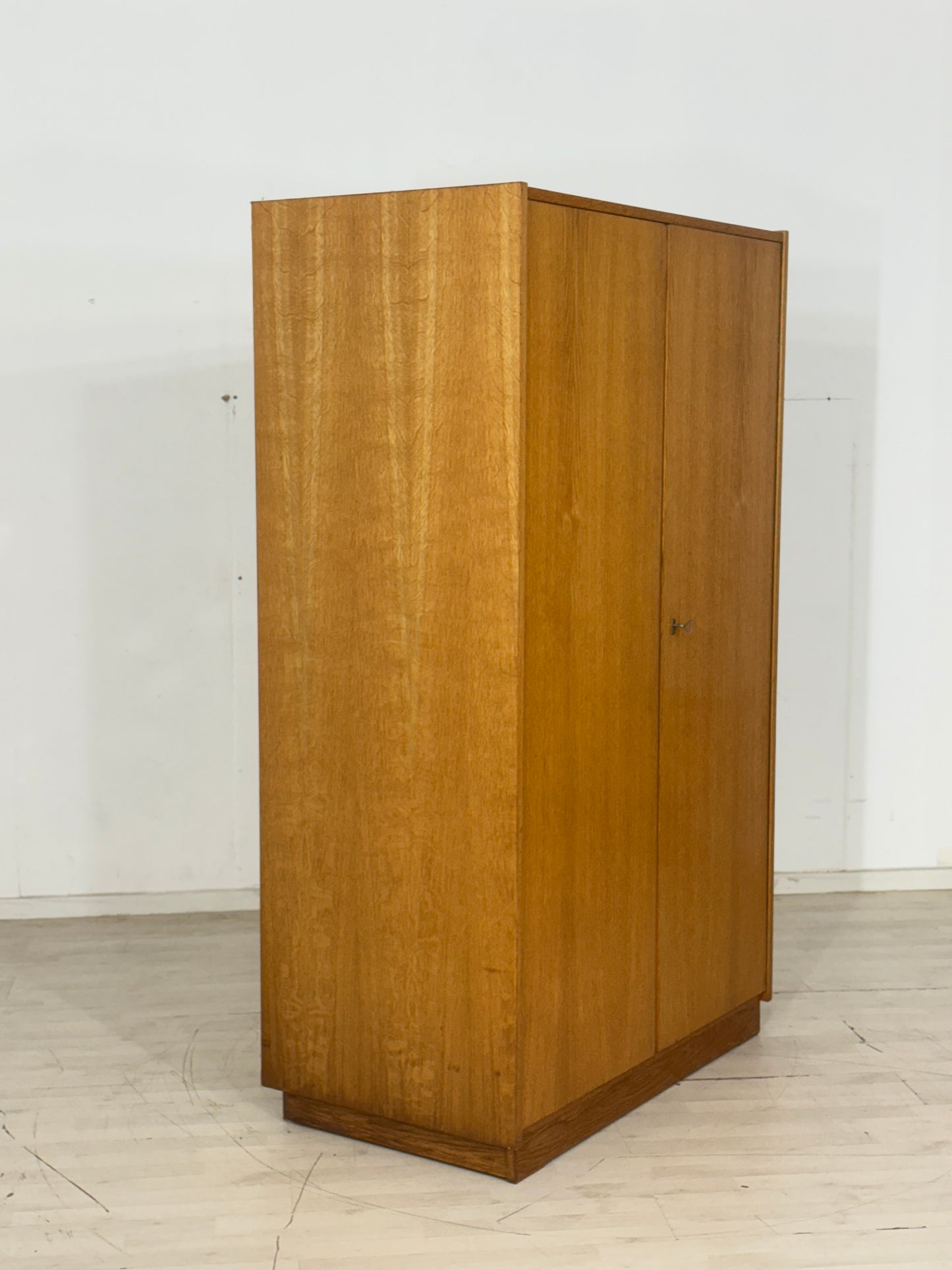 Mid Century Kleiderschrank Holz Schrank Schlafzimmerschrank Vintage