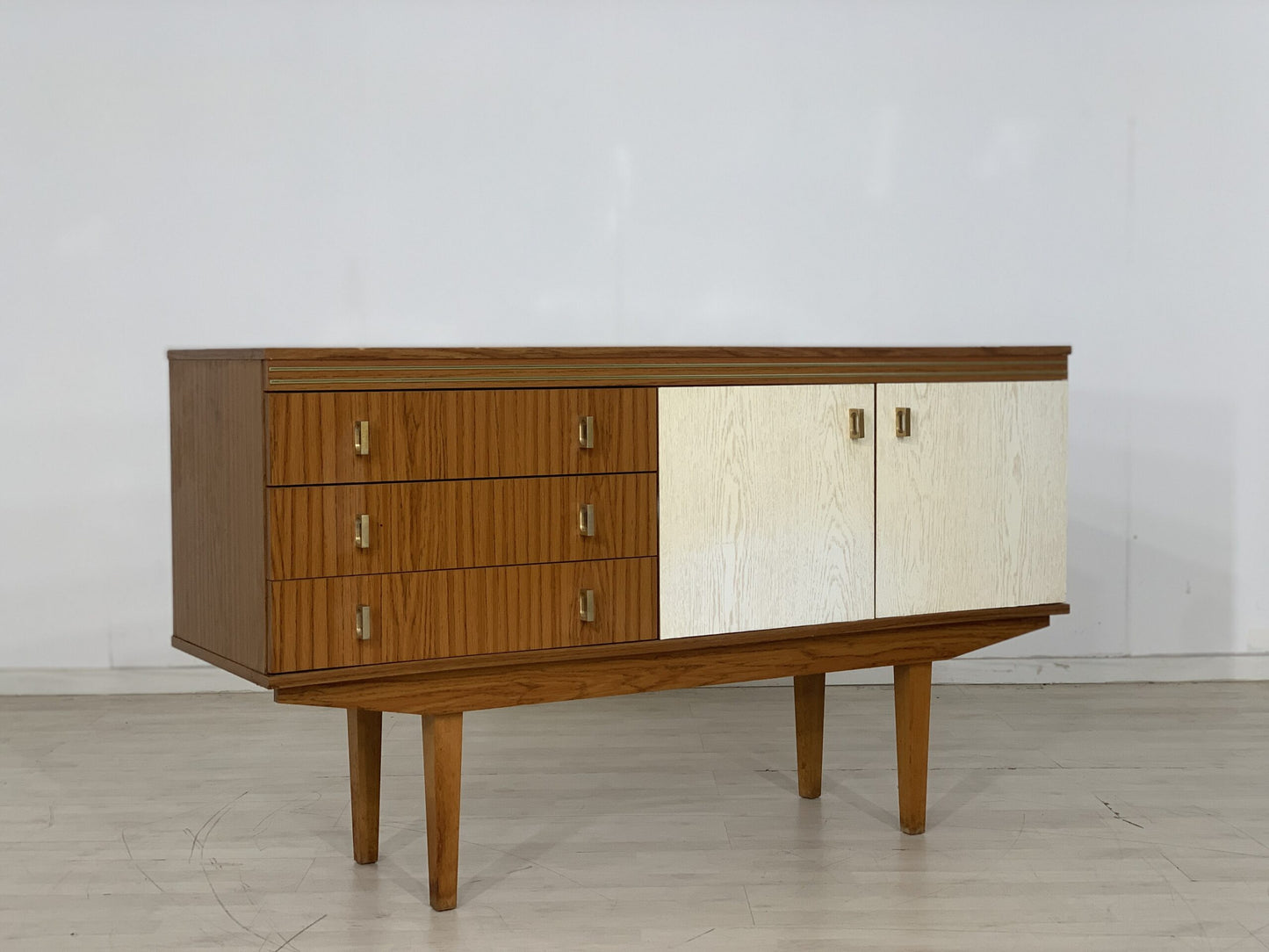 MID CENTURY SIDEBOARD KOMMODE ANRICHTE SCHRANK FLURSCHRANK VINTAGE