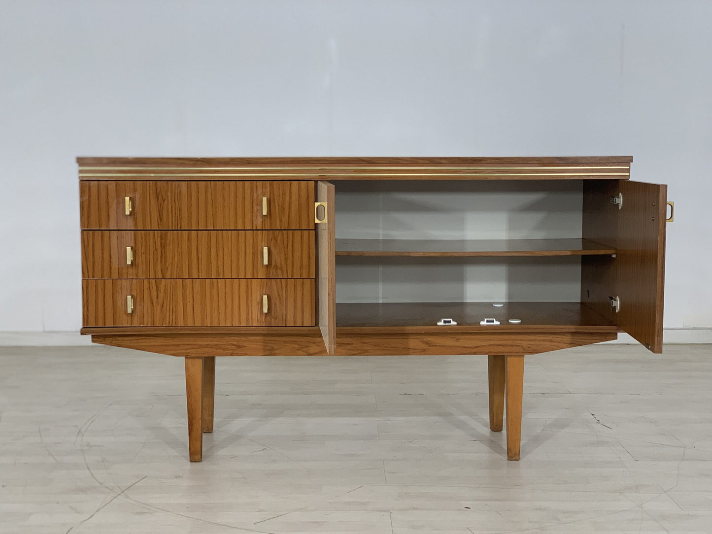 MID CENTURY SIDEBOARD KOMMODE ANRICHTE SCHRANK FLURSCHRANK VINTAGE