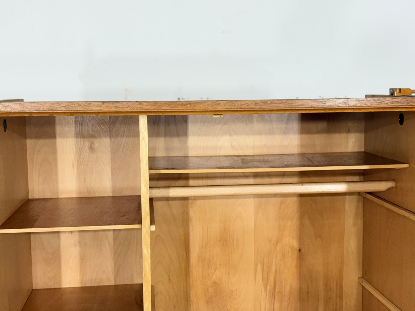 60er Jahre Vintage Kleiderschrank Holz Schrank Wäscheschrank Schlafzimmerschrank