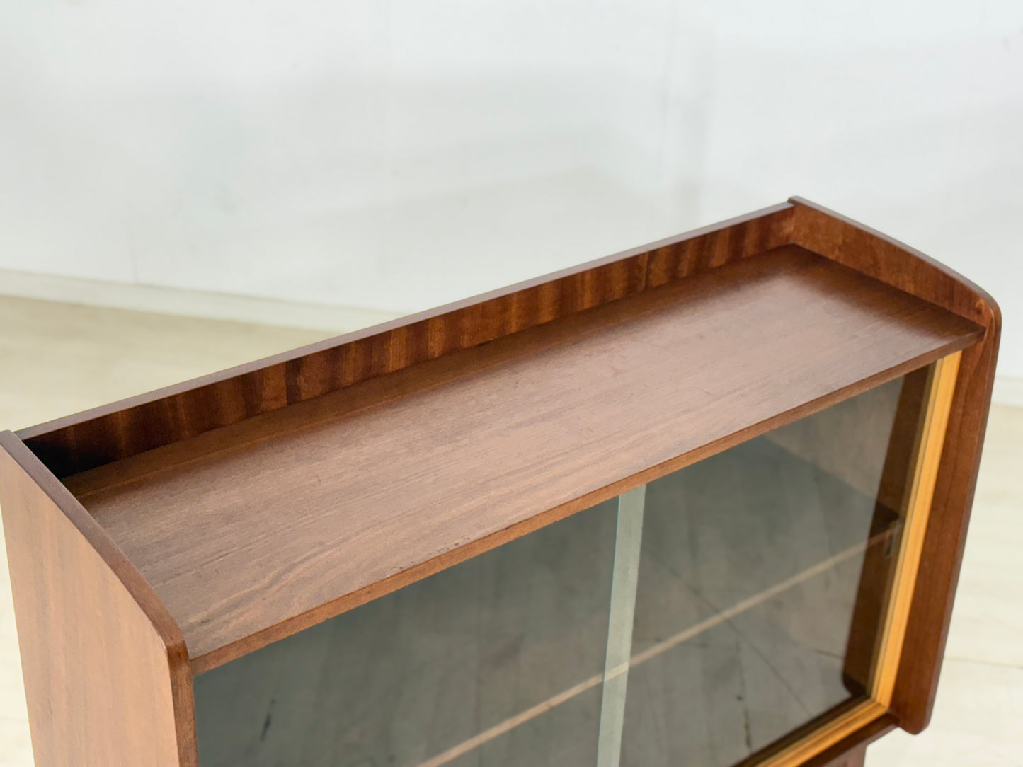 Mid Century Vitrine Vitrinenschrank Sideboard Kommode Schrank