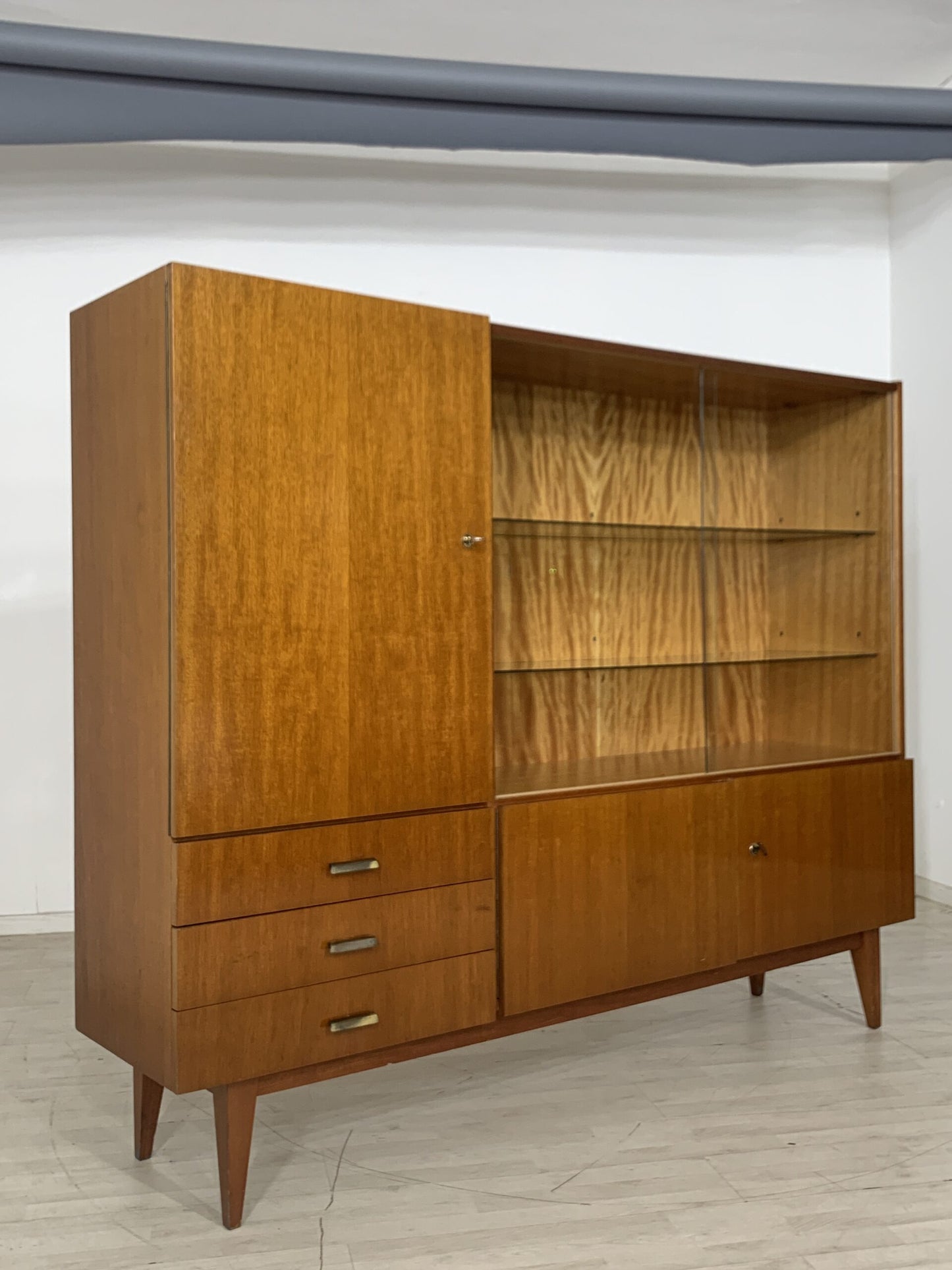 Midcentury Anrichte Vitrine Geschirrschrank Wohnzimmerschrank Highboard