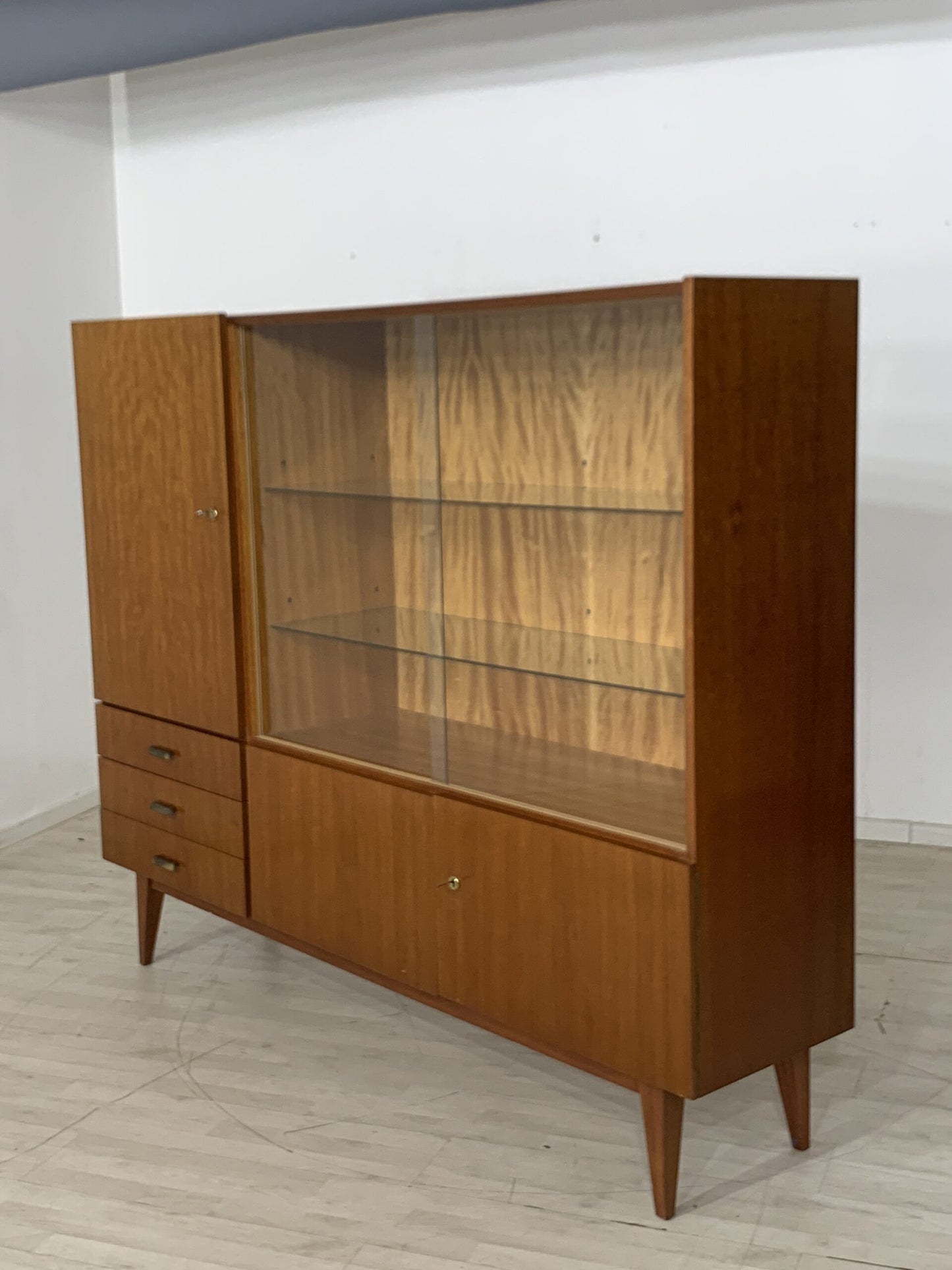 Midcentury Anrichte Vitrine Geschirrschrank Wohnzimmerschrank Highboard