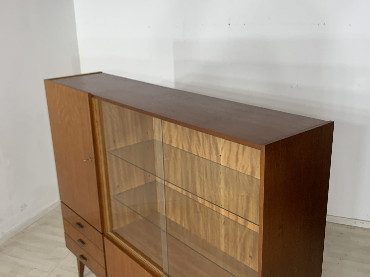 Midcentury Anrichte Vitrine Geschirrschrank Wohnzimmerschrank Highboard