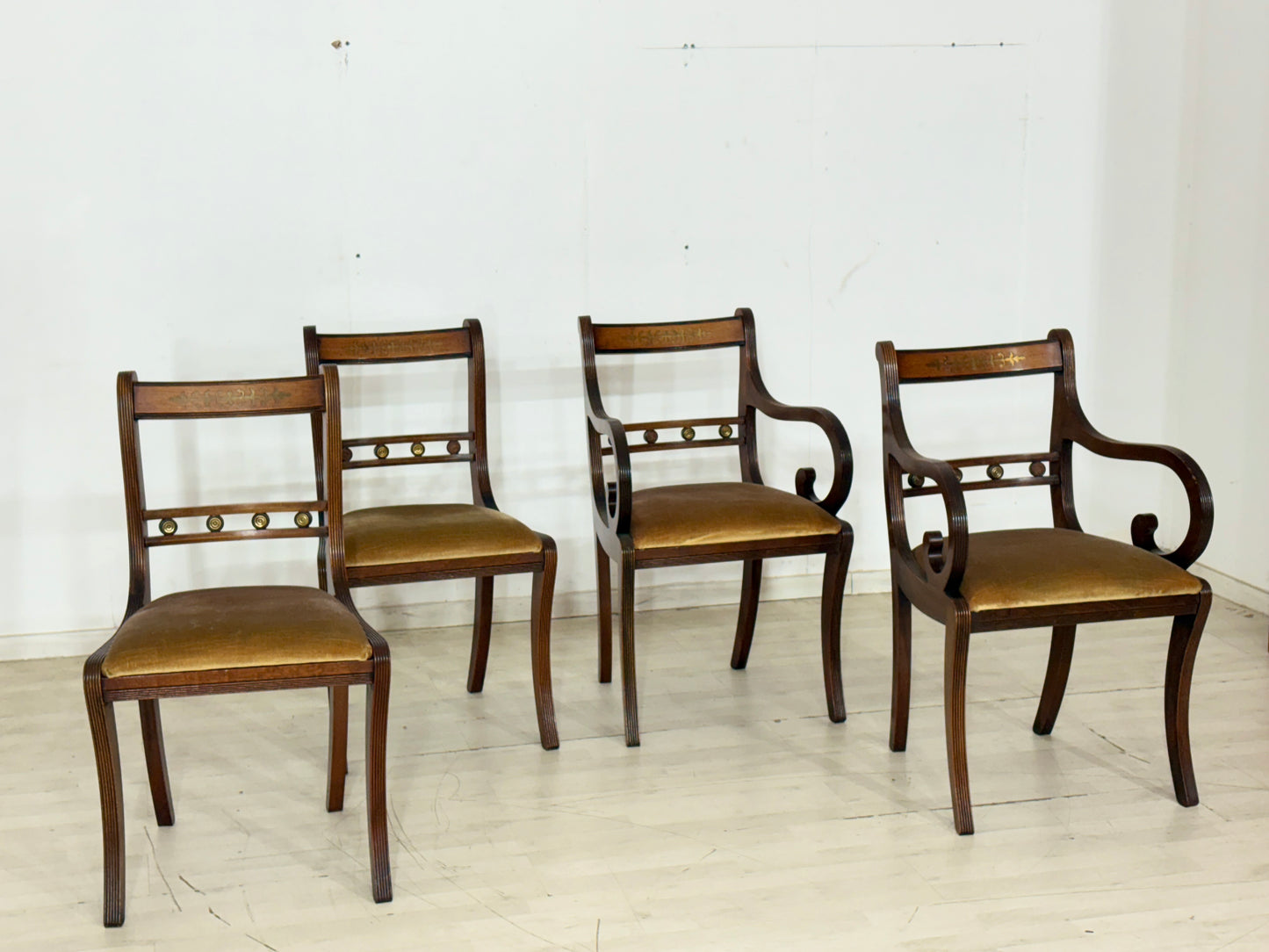 4er Set Kolonialstil Esszimmerstühle / Mahagoni Stühle / Vintage Küchenstühle