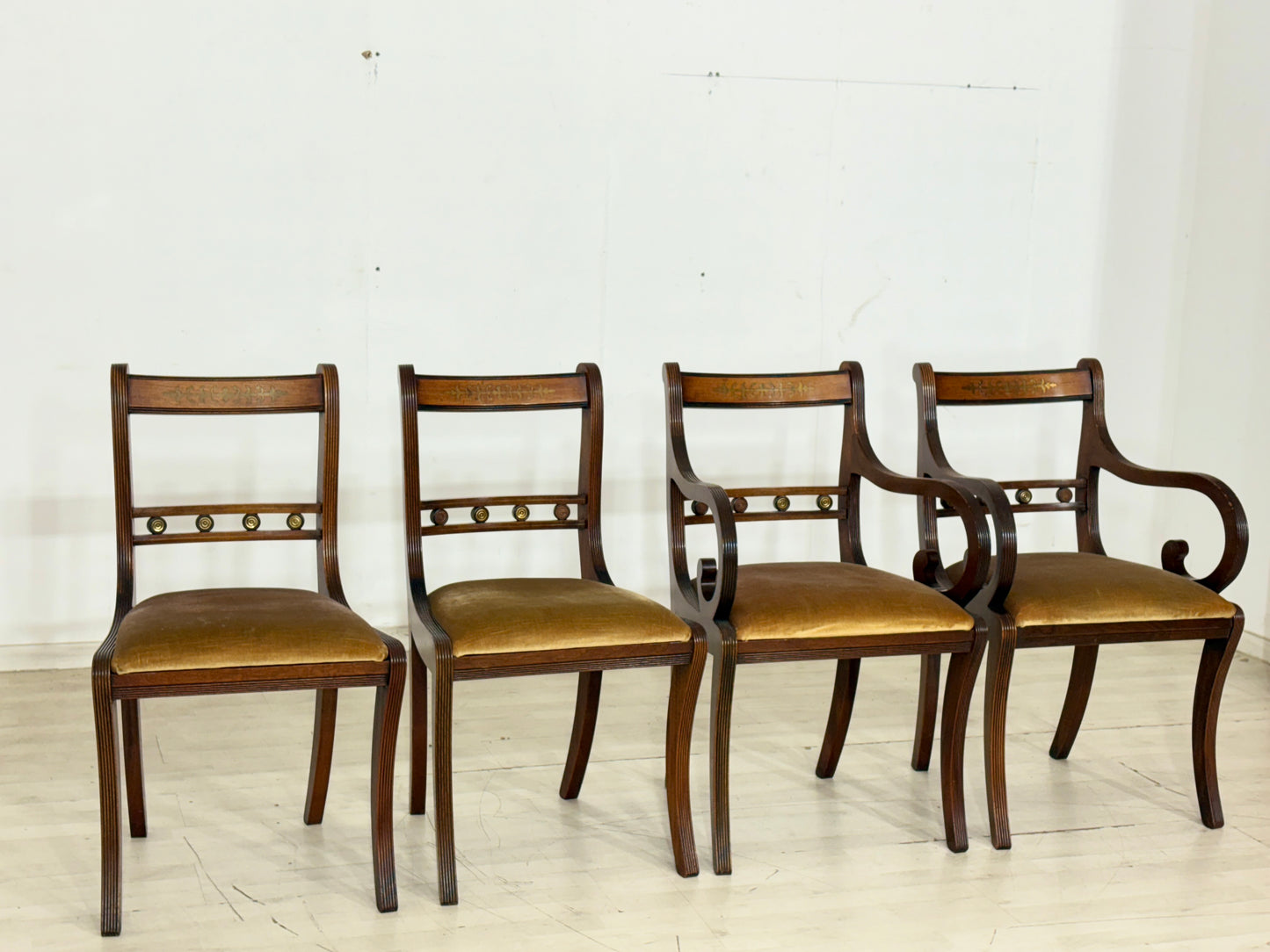 4er Set Kolonialstil Esszimmerstühle / Mahagoni Stühle / Vintage Küchenstühle