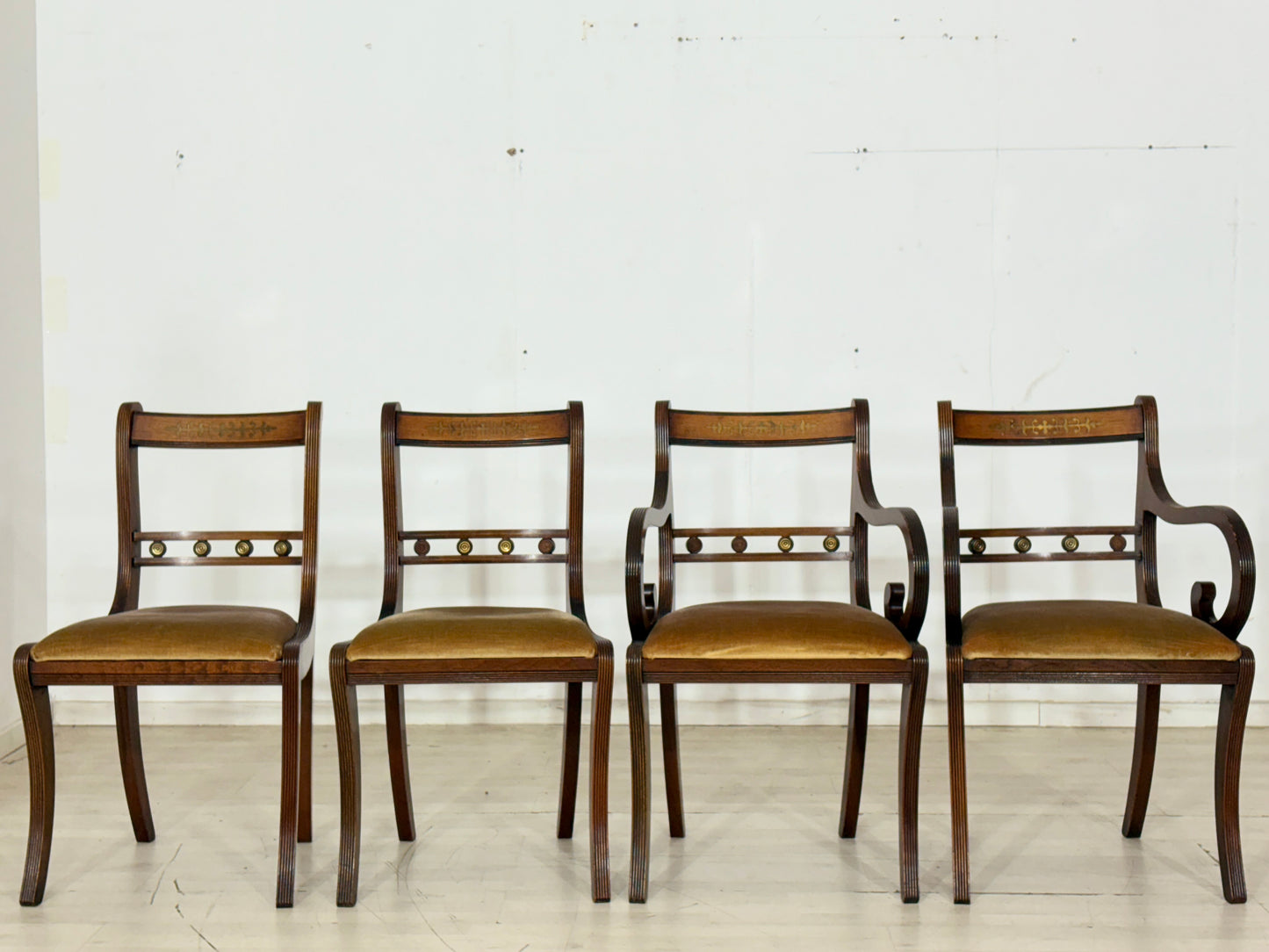 4er Set Kolonialstil Esszimmerstühle / Mahagoni Stühle / Vintage Küchenstühle
