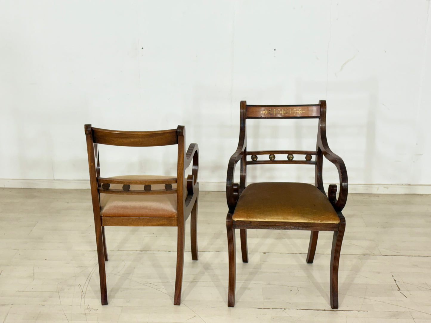 4er Set Kolonialstil Esszimmerstühle / Mahagoni Stühle / Vintage Küchenstühle