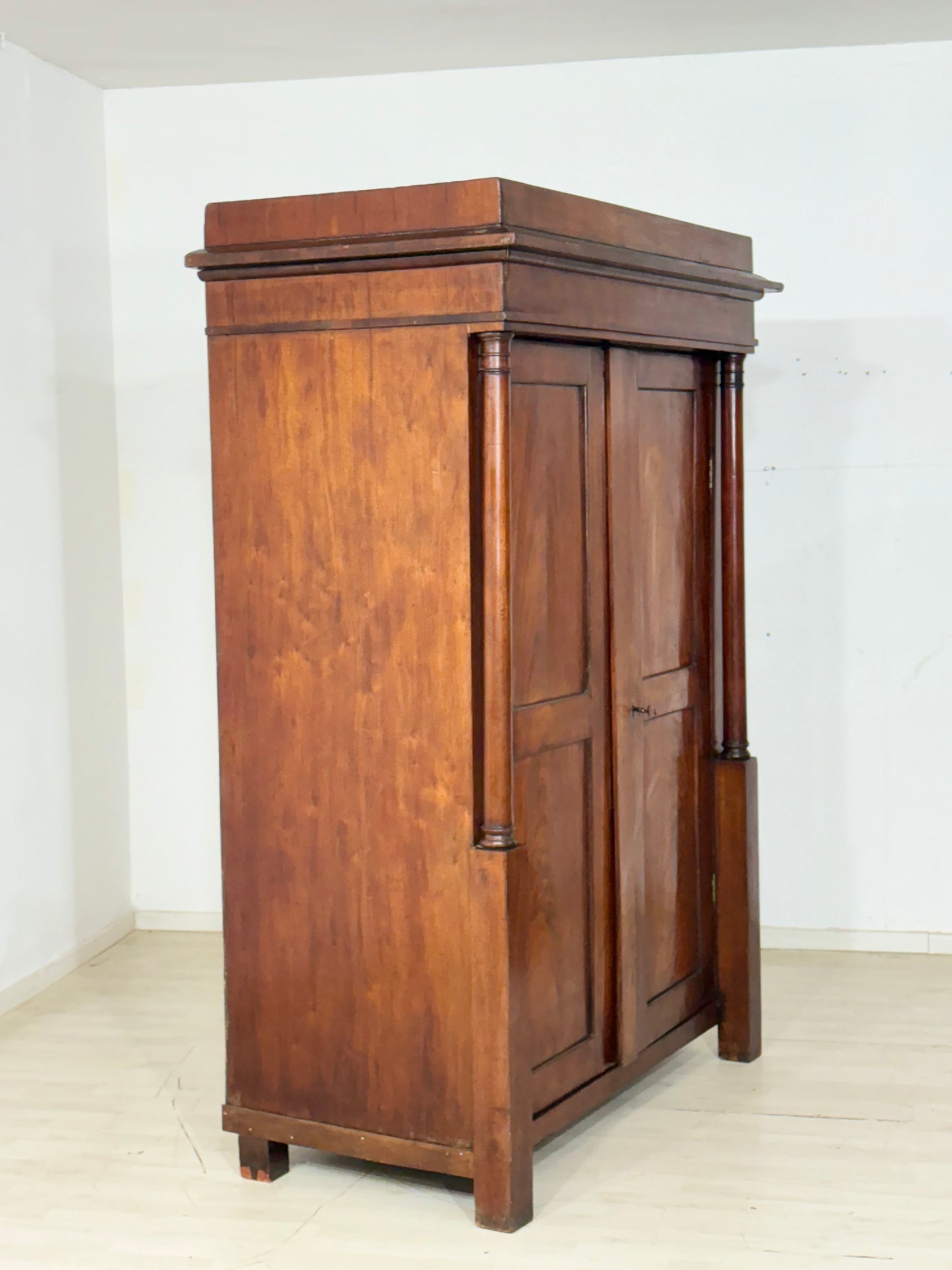 Sehr schöner Hochwertiger Biedermeier Schrank Wäscheschrank um 1880
