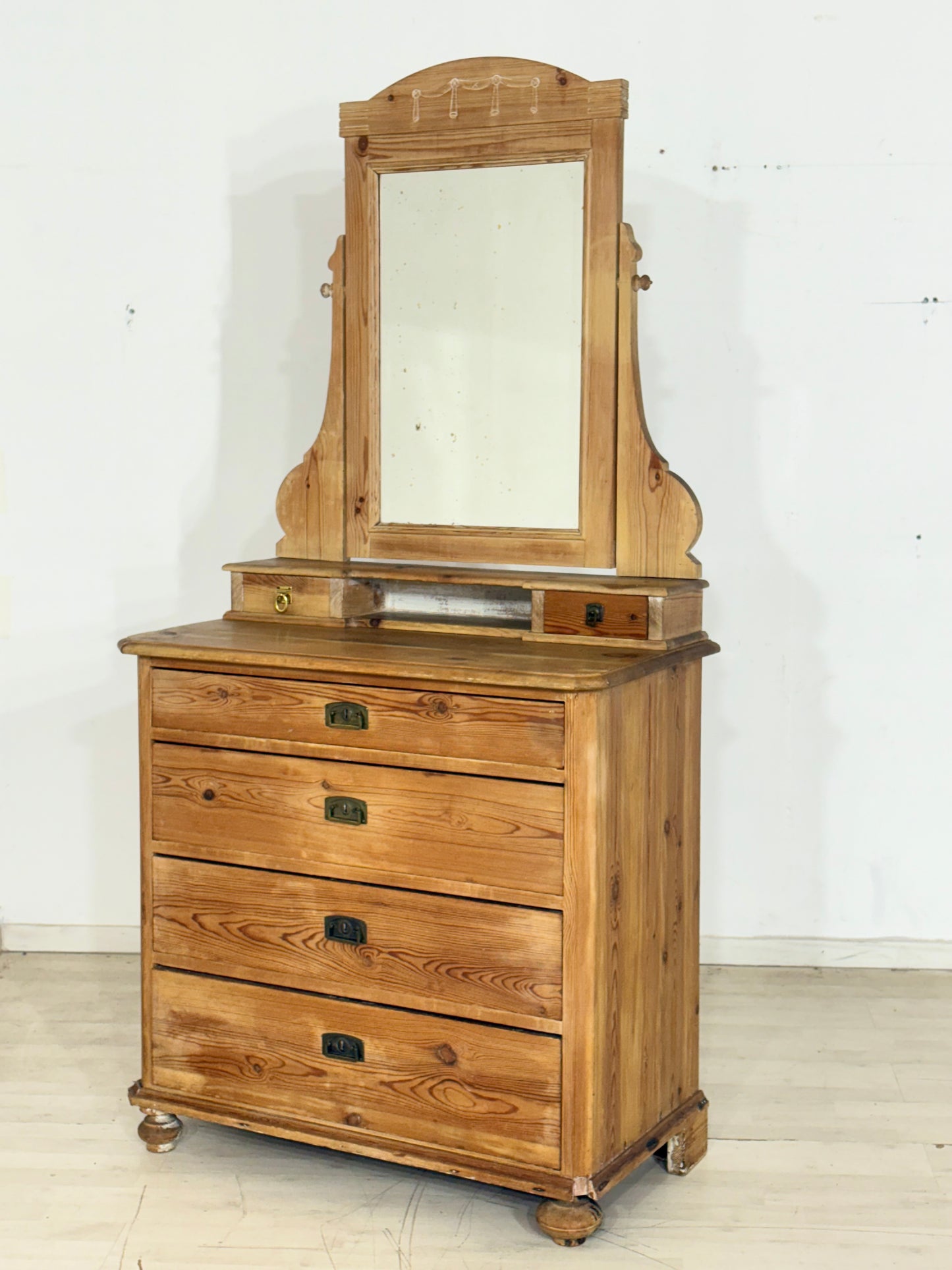 Antike Kiefernholz - Frisierkommode mit Spiegelaufsatz / spät Biedermeier um 1900