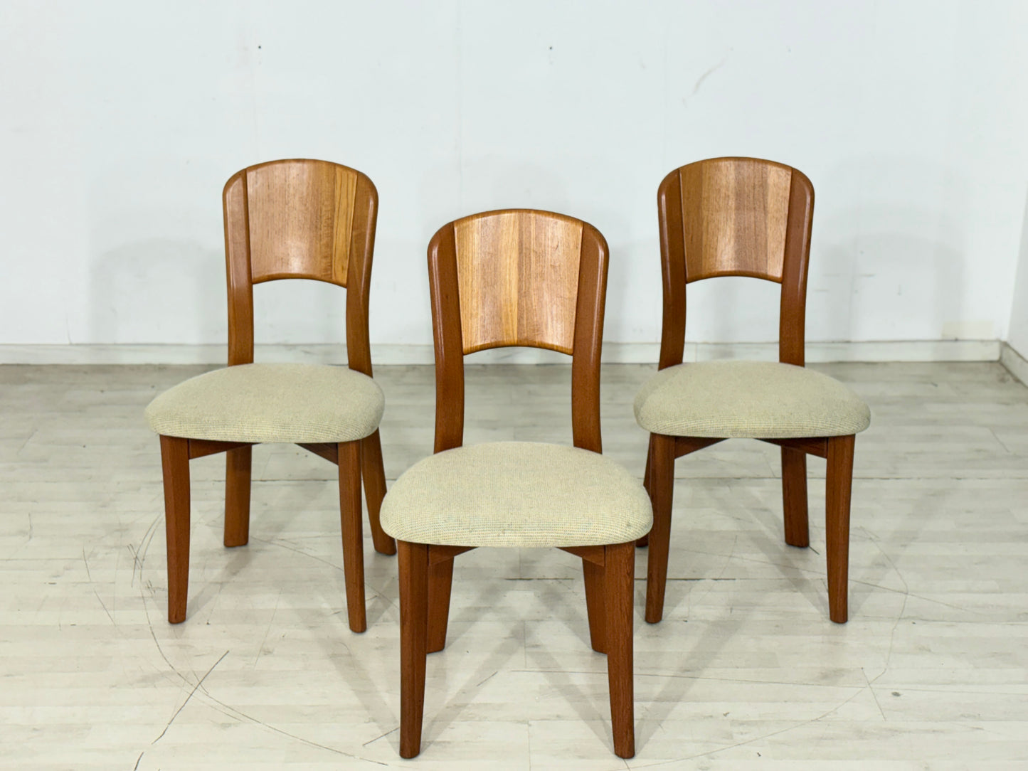3er Schöne Vintage Esszimmerstühle / Mid-Century Stühle – 60er Jahre