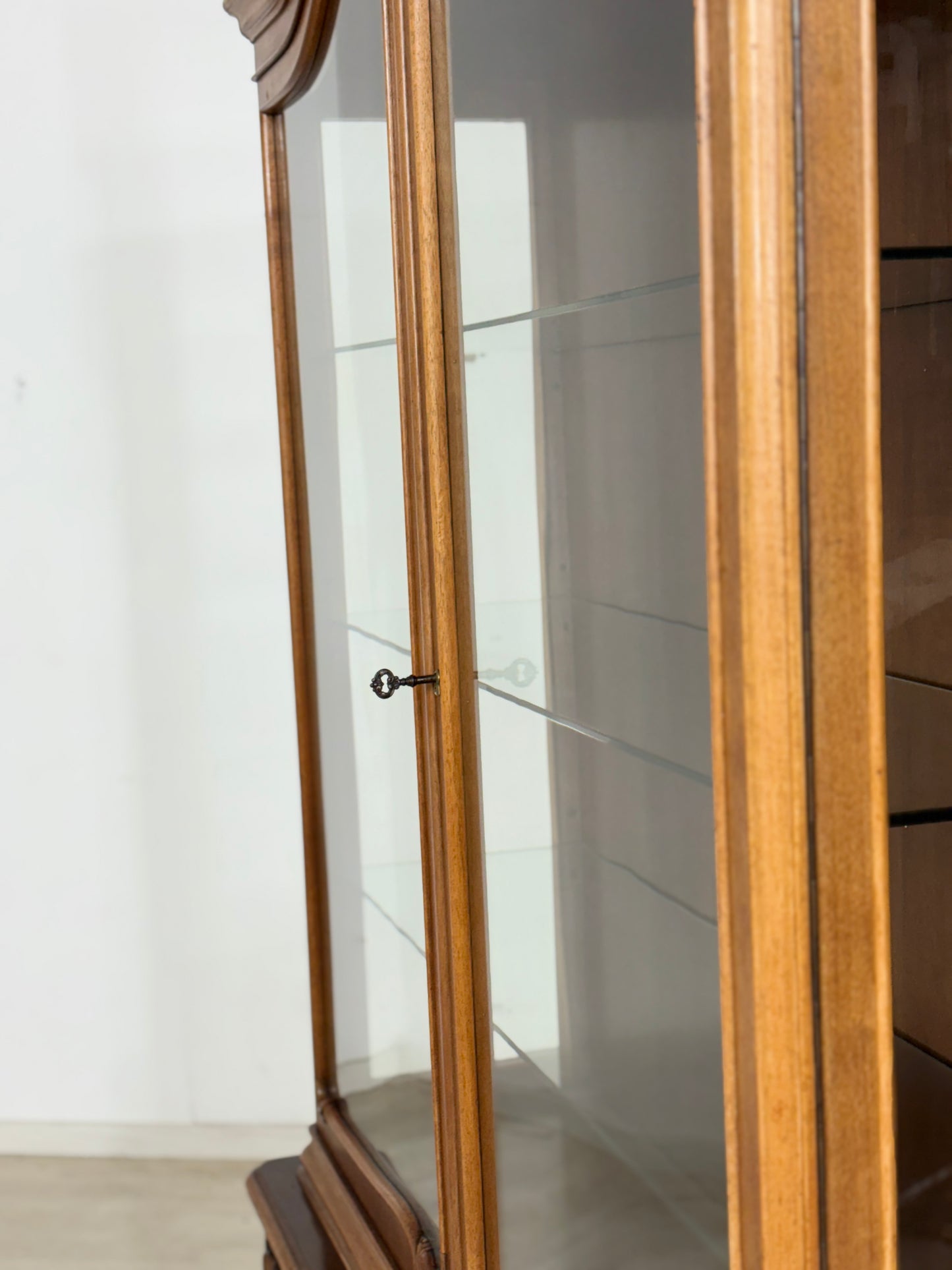 Barock-Stil Vitrine / Vitrinenschrank / Vitrine Schrank / Chippendale Vitrine / Vintage Schrank