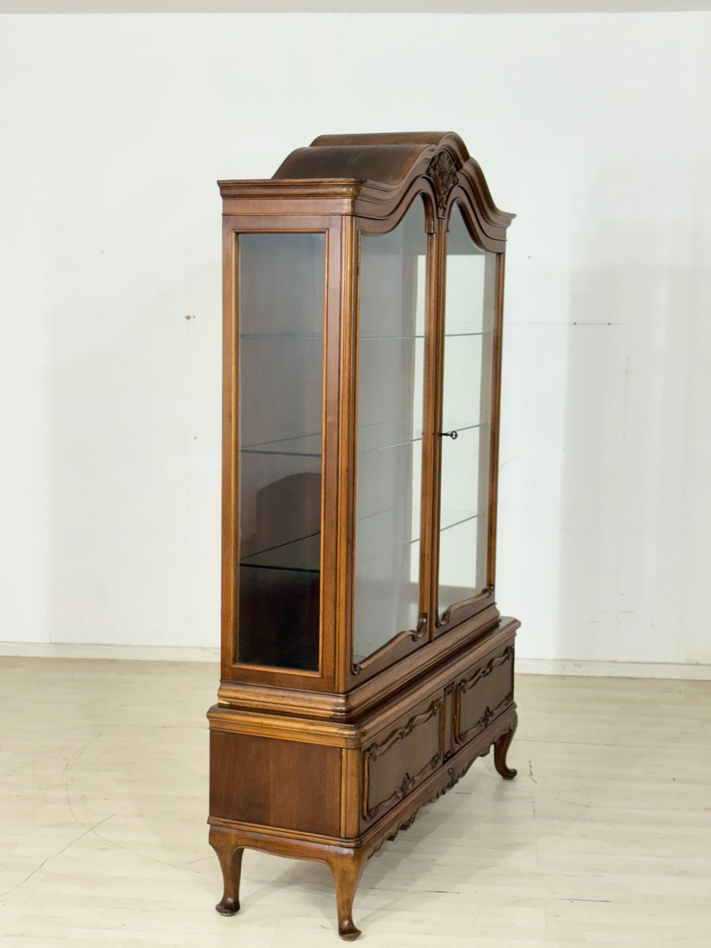 Barock-Stil Vitrine / Vitrinenschrank / Vitrine Schrank / Chippendale Vitrine / Vintage Schrank
