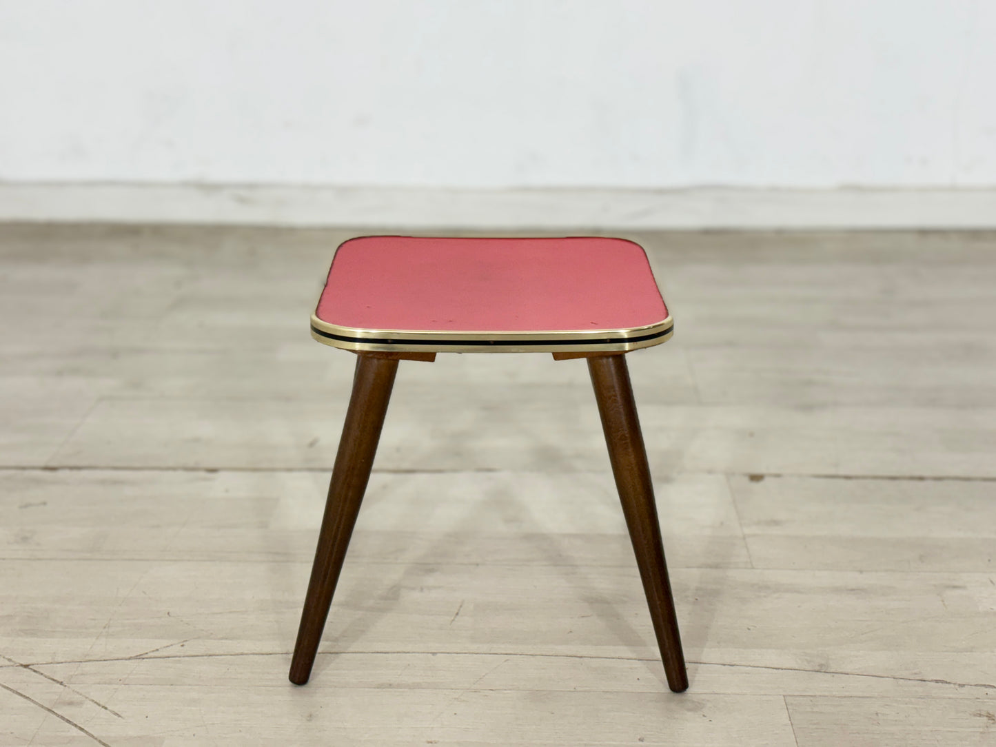 Retro Rockabilly / Nierentisch / Beistelltisch / Blumentisch / Mid Century Couchtisch