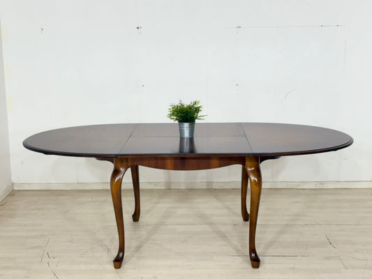 Eleganter Mid Century Esstisch / Vintage Küchentisch / ausziehbarer Tisch / Runder Chippendale Esstisch