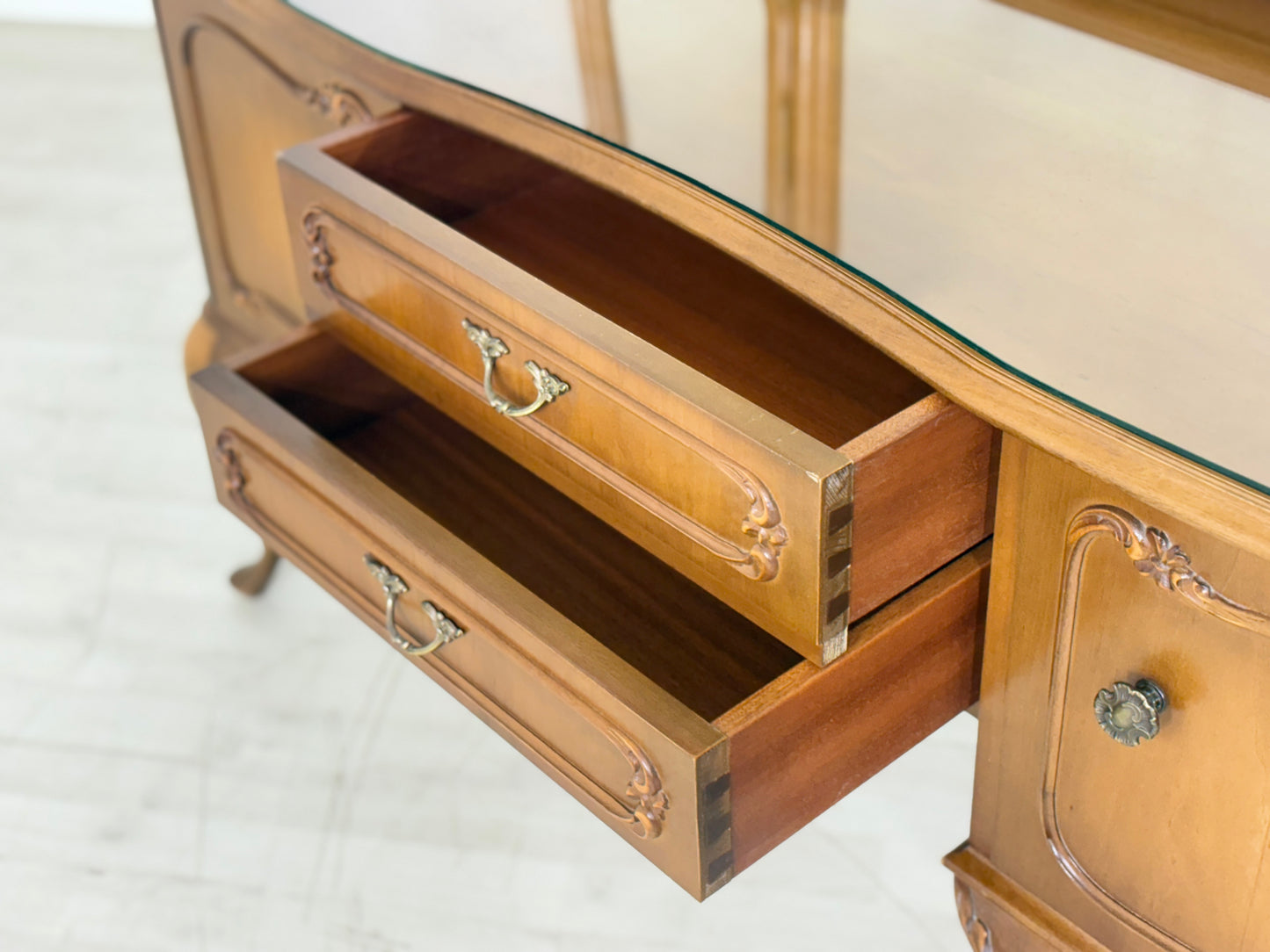 Chippendale Frisierkommode / Vintage Kommode / Sideboard / Frisiertisch / Schlafzimmerschrank