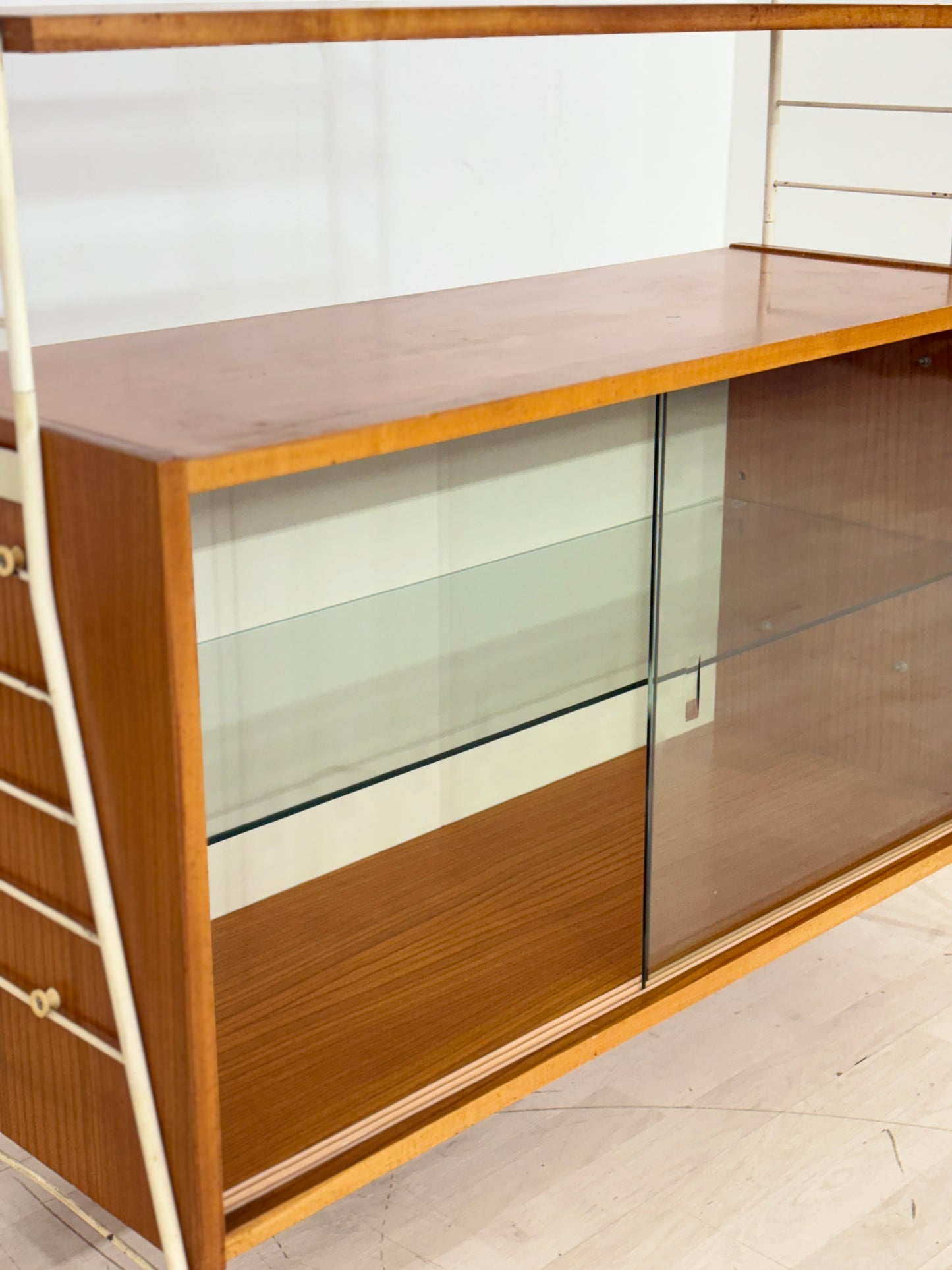 Modulares Mid-Century Wandregal „Sybille“-Serie - 60er Jahre / Stringregal