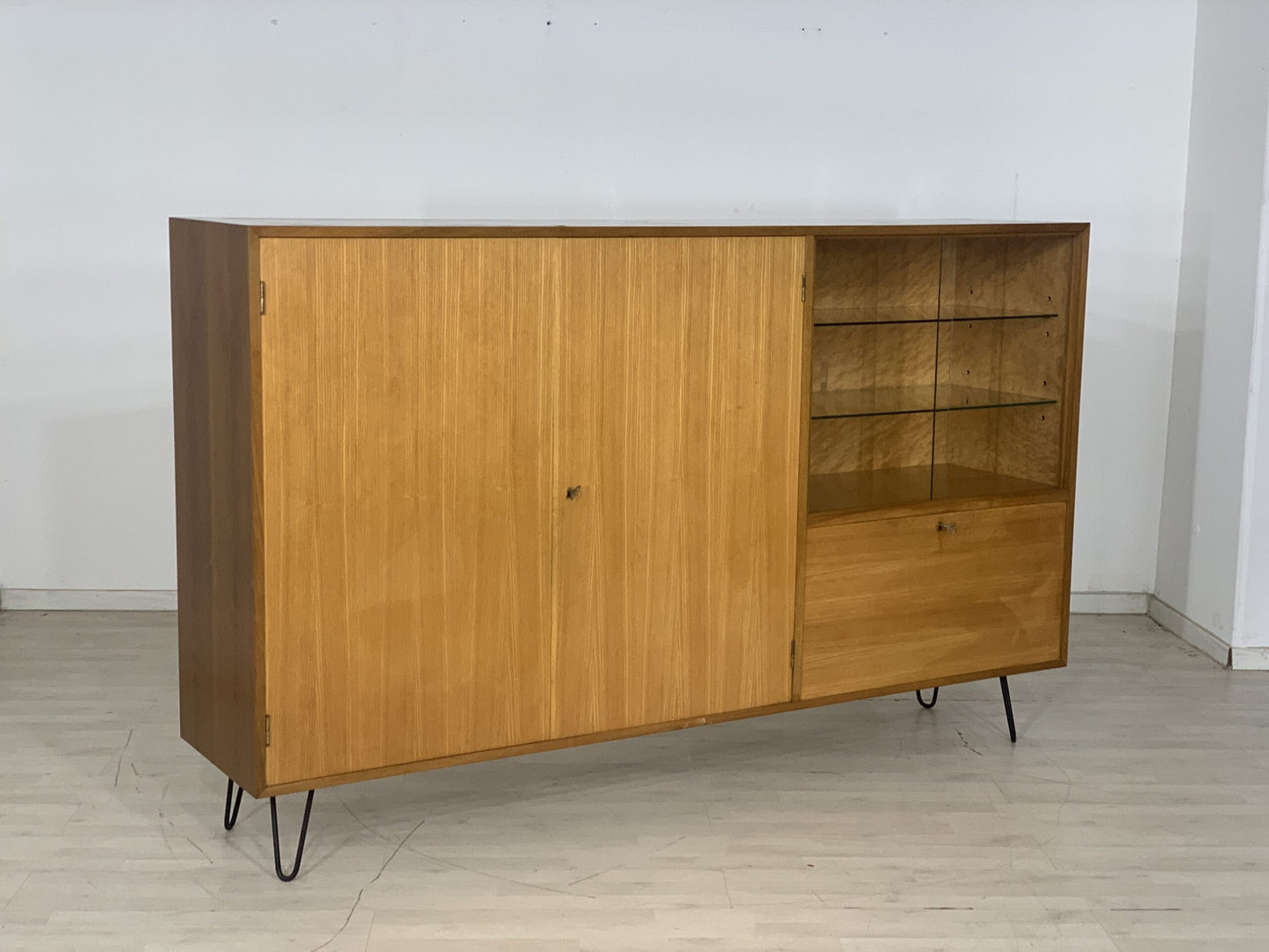 60ER JAHRE ANRICHTE WOHNZIMMERSCHRANK SCHRANK GESCHIRRSCHRANK VINTAGE HIGHBOARD